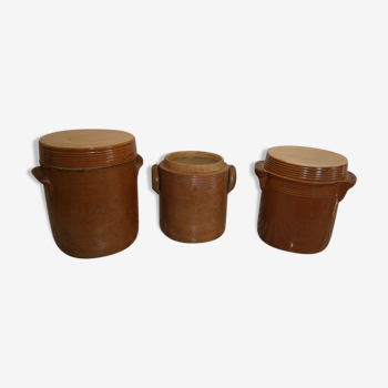 Stoneware pots