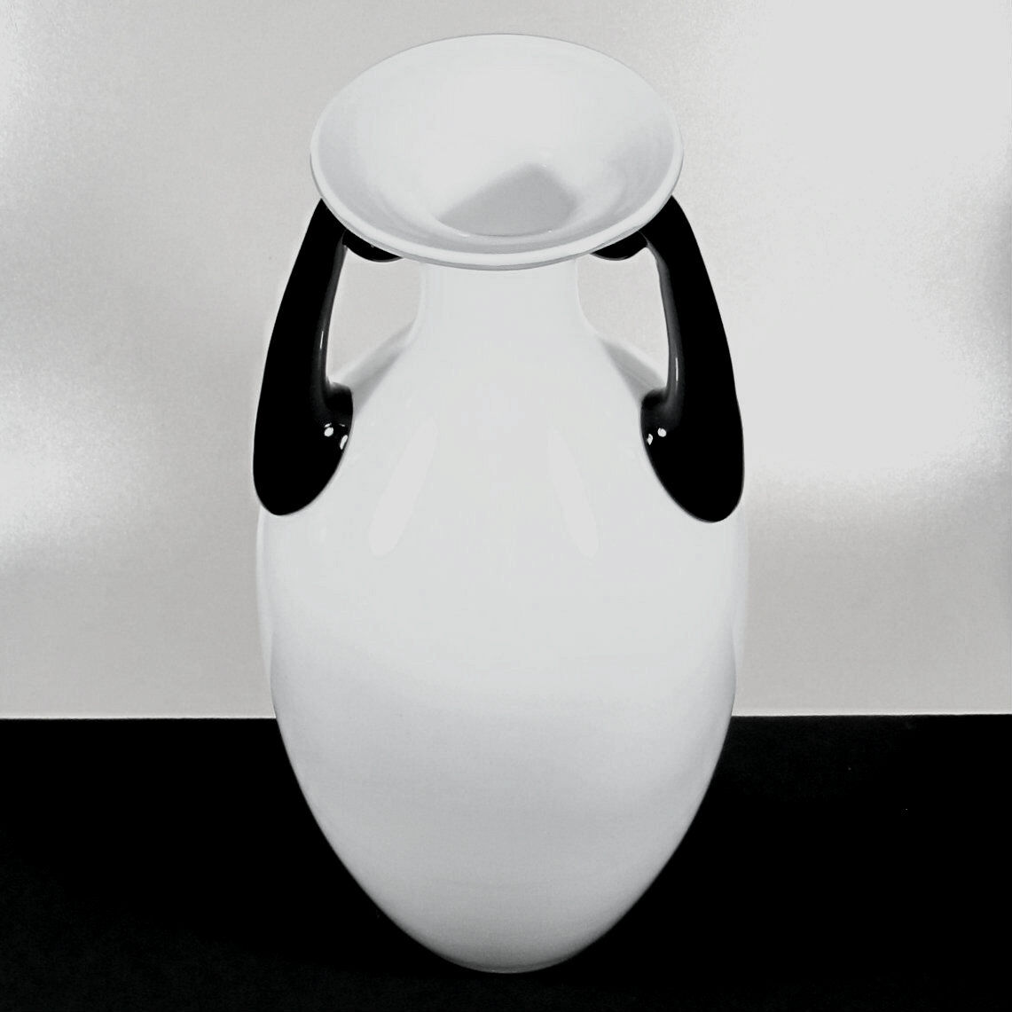 Vase art déco en verre opaline