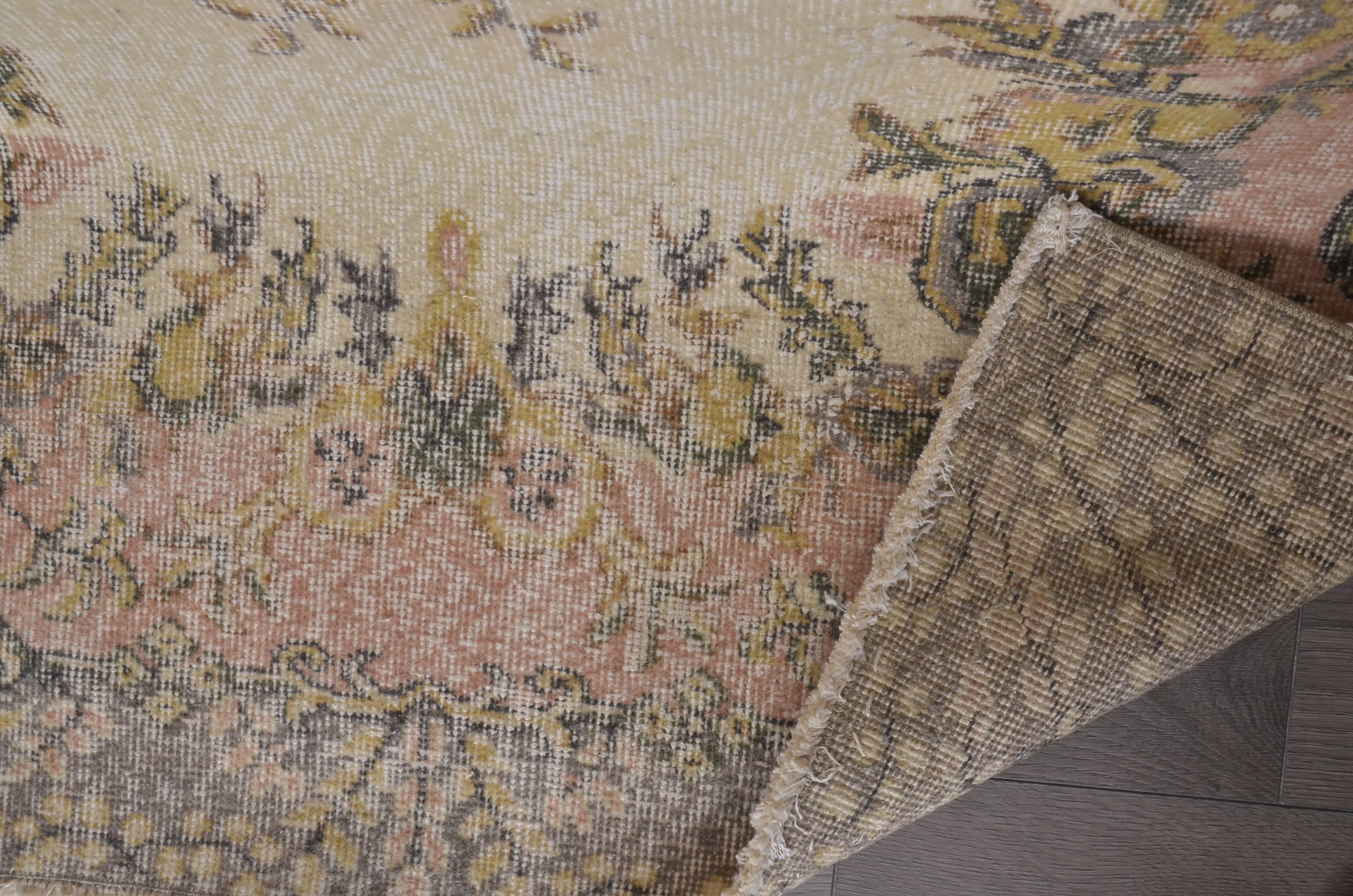 Tapis floral Oushak petit sku1371