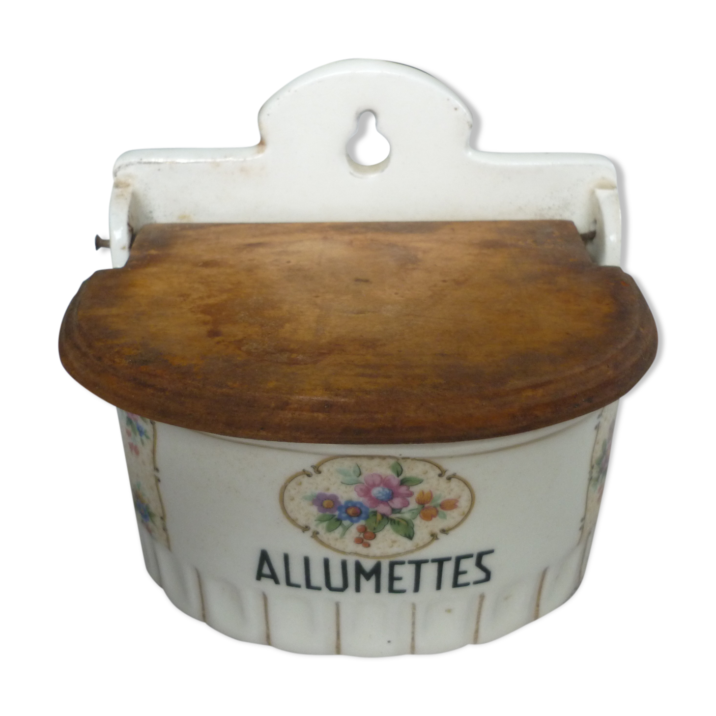 Matchbox in vintage faience