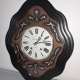 Bull's-eye clock
