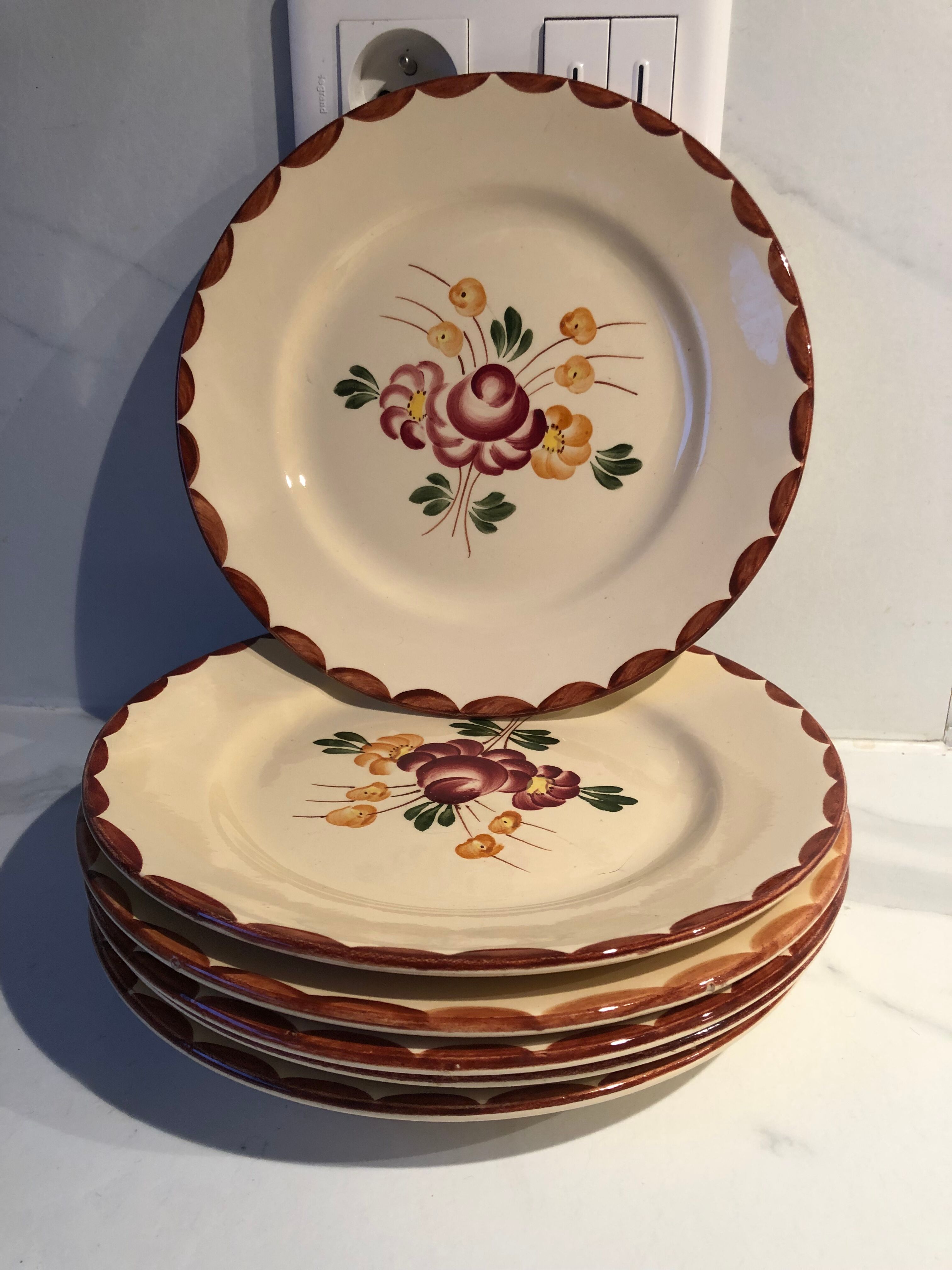 Six vintage Longchamp earthenware plates