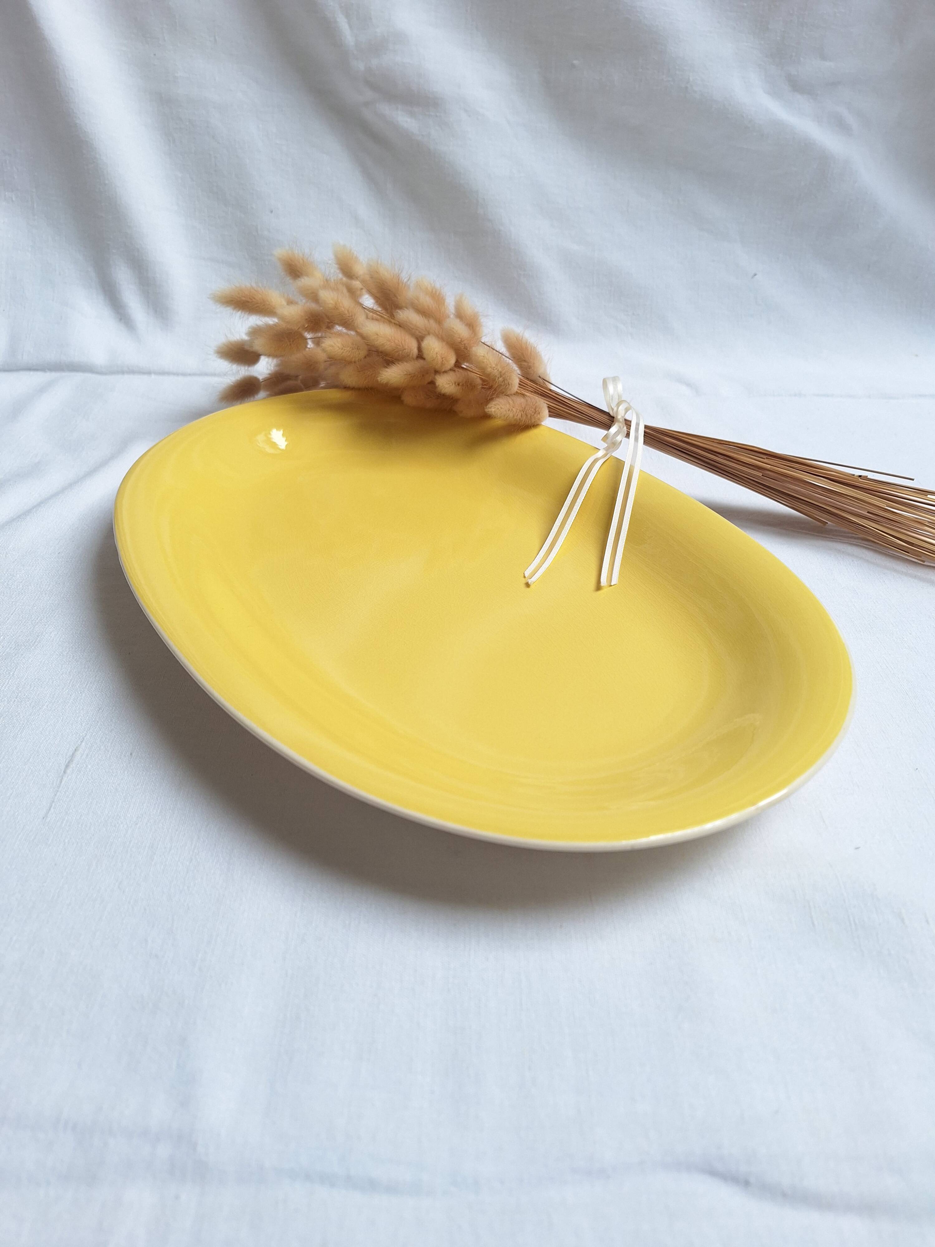 Oval plate Villeroy & Boch yellow