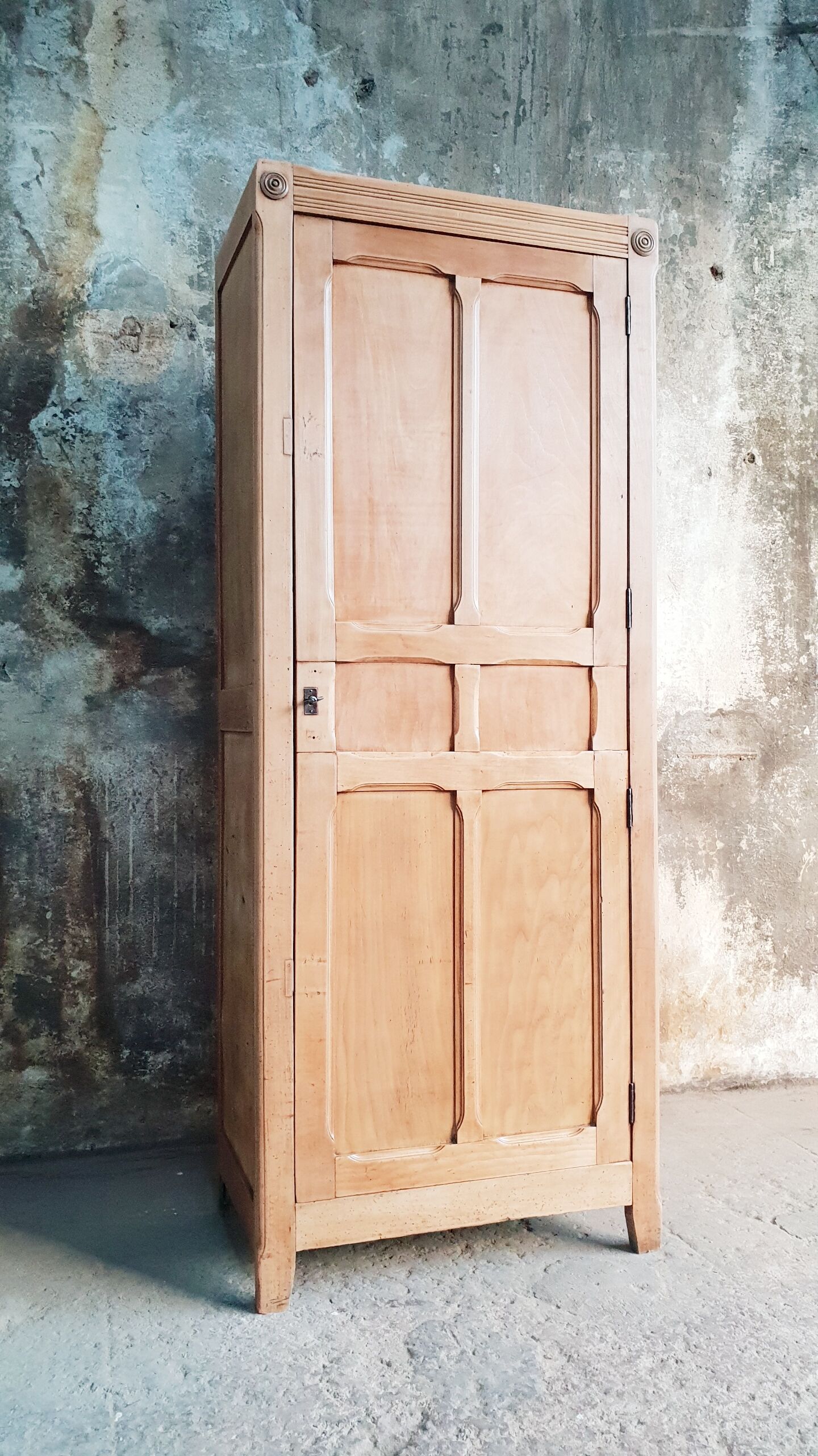 Vintage Parisian wardrobe