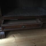Hat cabinet / closet