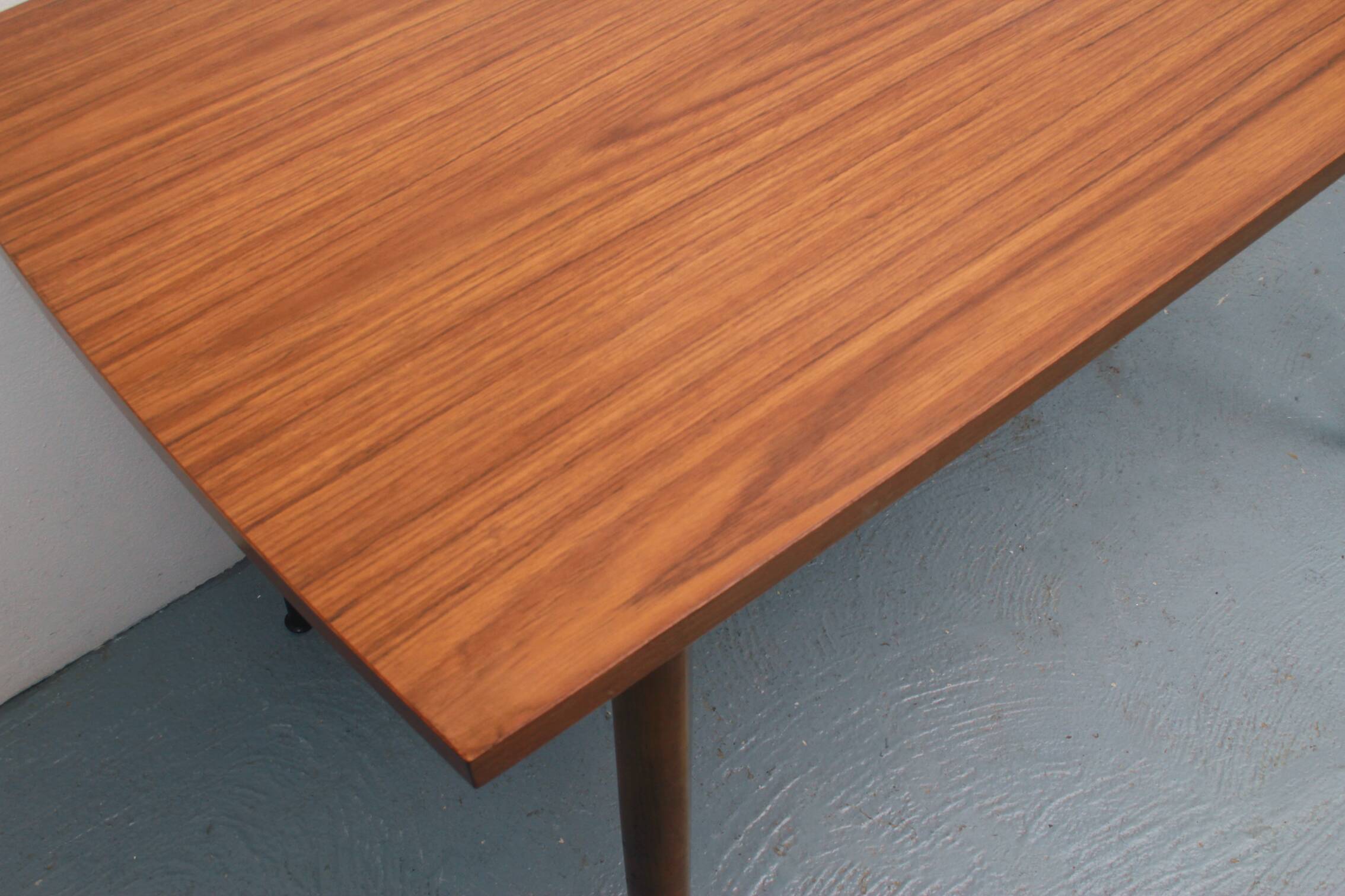 1950s Adjustable Height Coffee Table