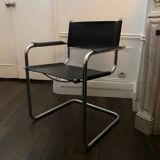 B34 Cantilever chair in Italian leather and chrome-plated steel frame attributed to designer Marcel Breuer