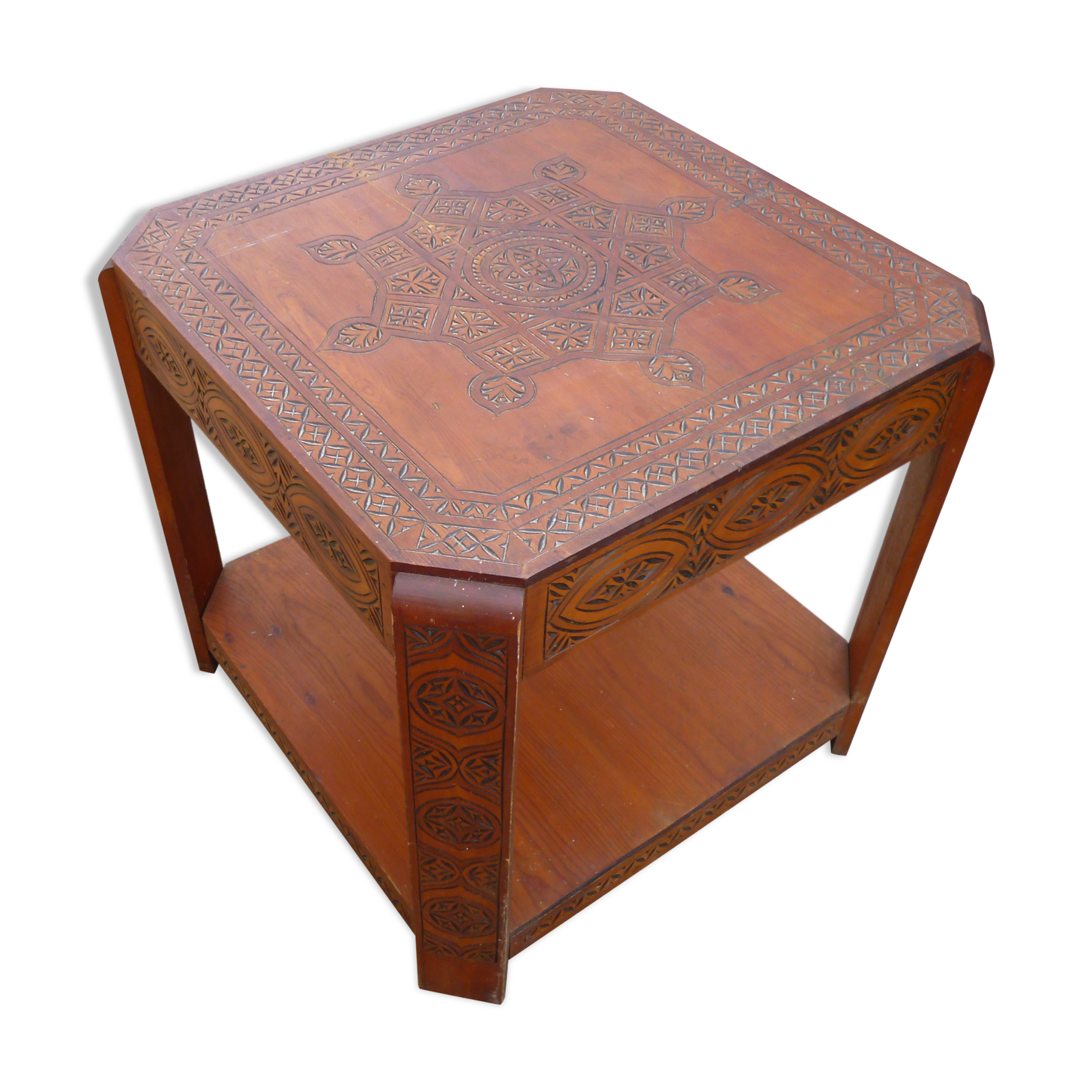 Oriental table year 50