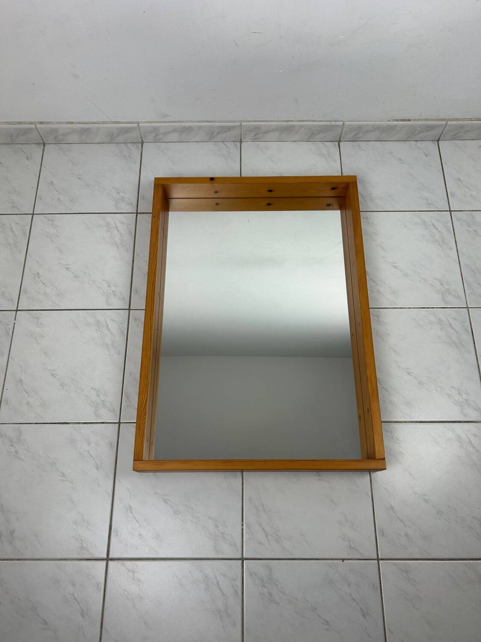 Miroir scandinave vintage en bois de pin