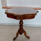 Inlaid pedestal table
