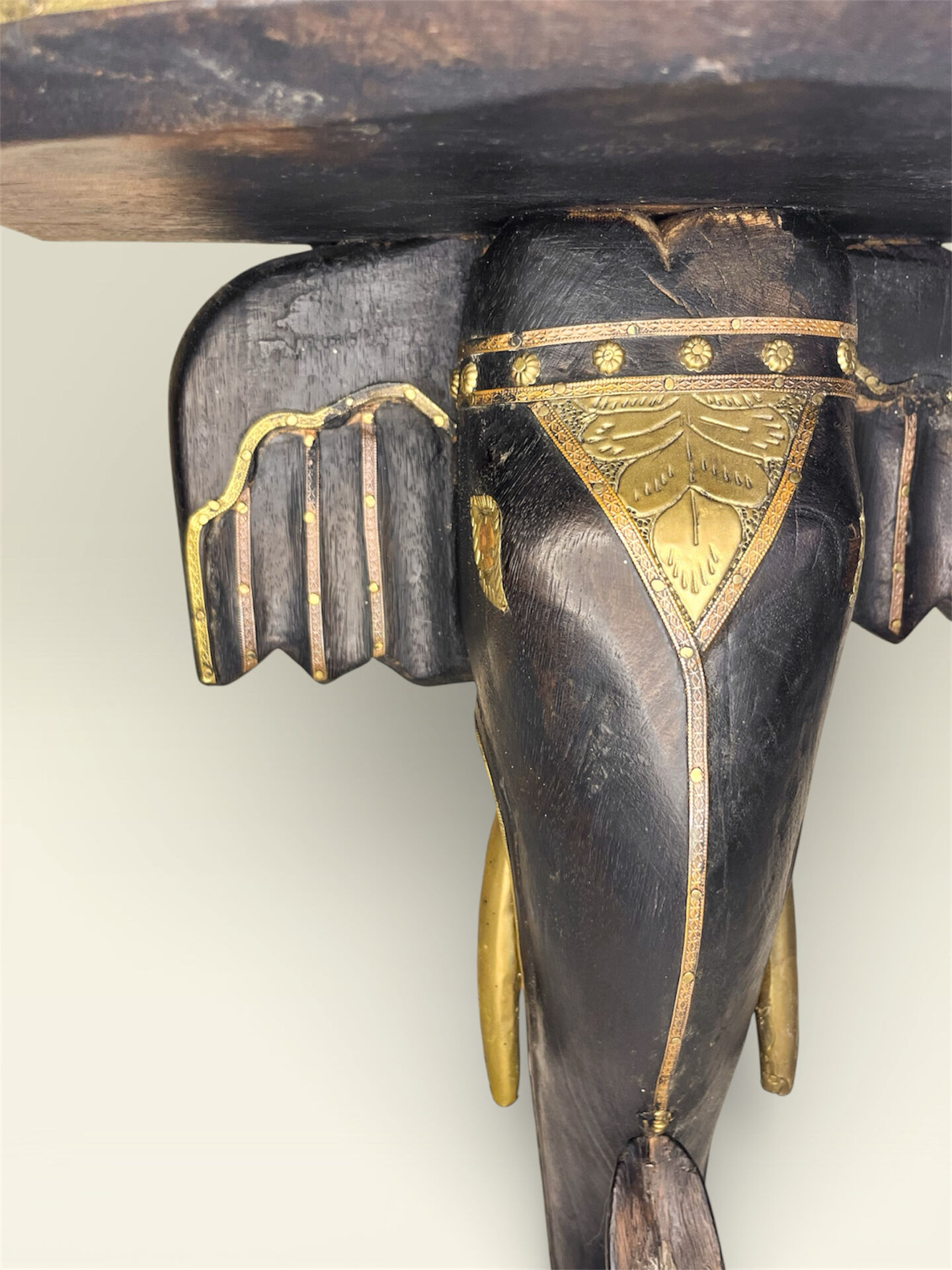Elephant Head Shelf Hand-Carved & Brass – Indian Folk Art