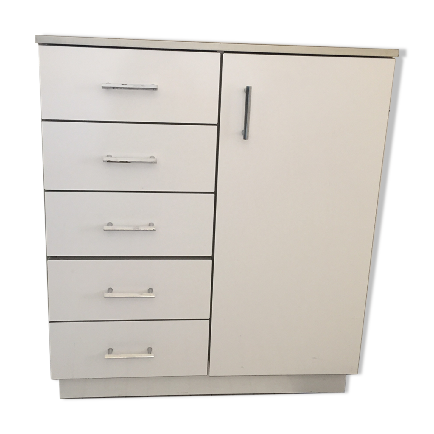 Bathroom cabinet in formica 70s