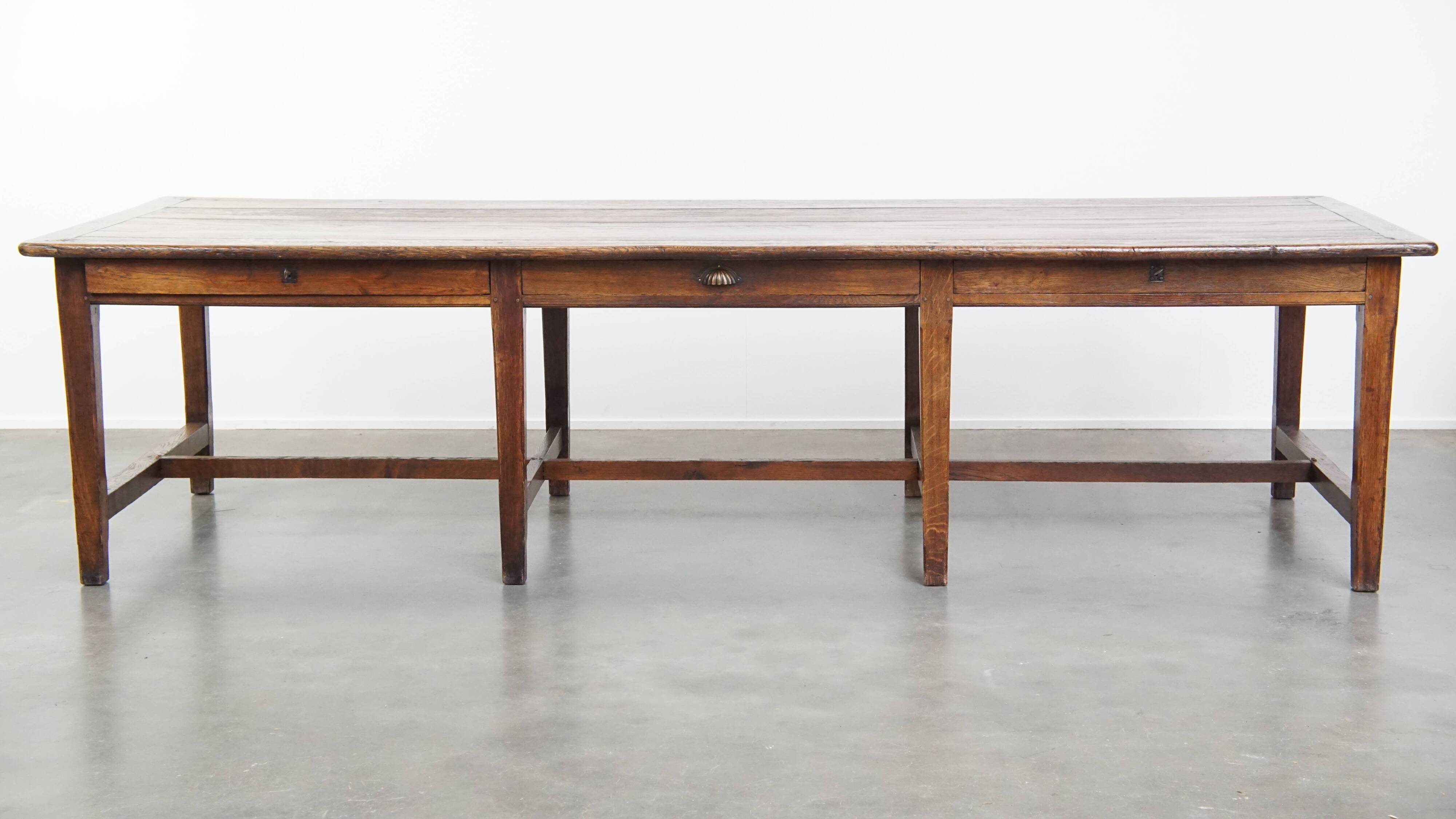 Grande table à manger ancienne en chêne anglais du début du XIXe siècle