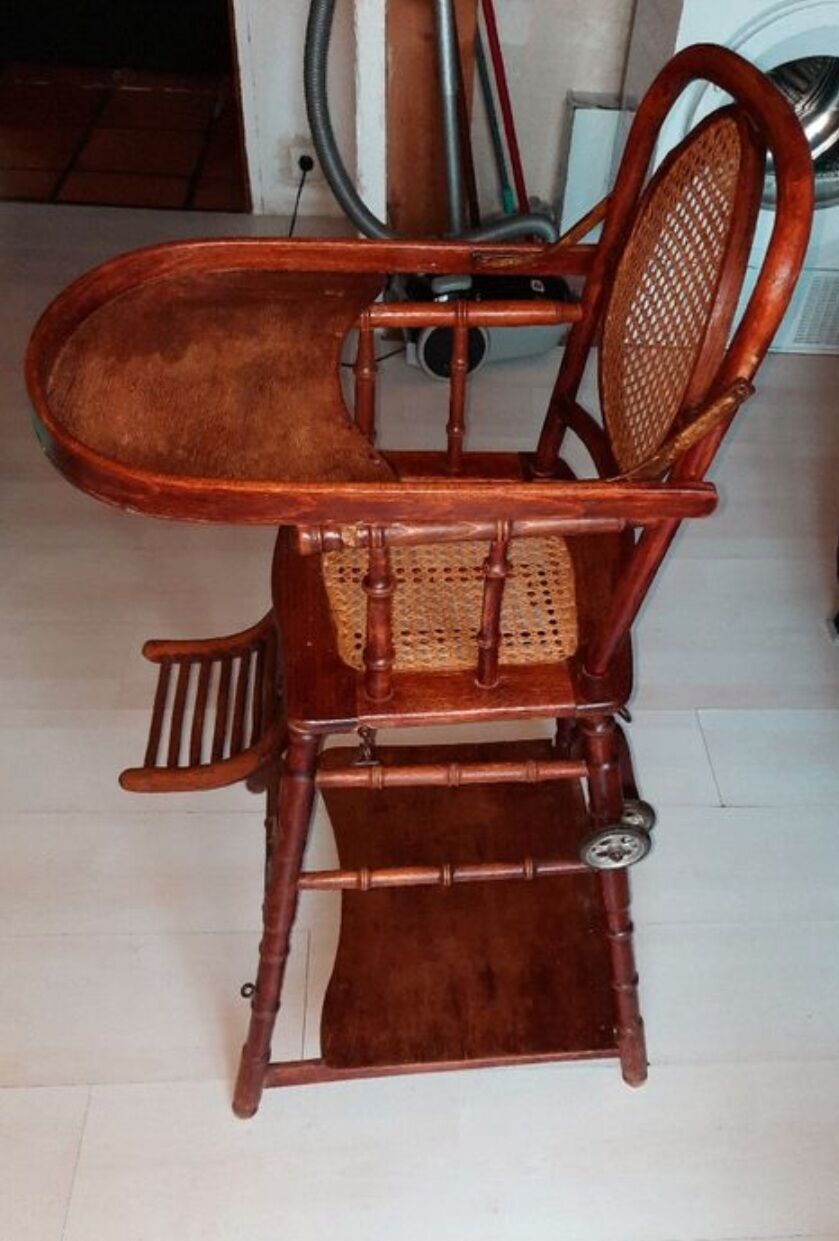 High chair wood and cannage