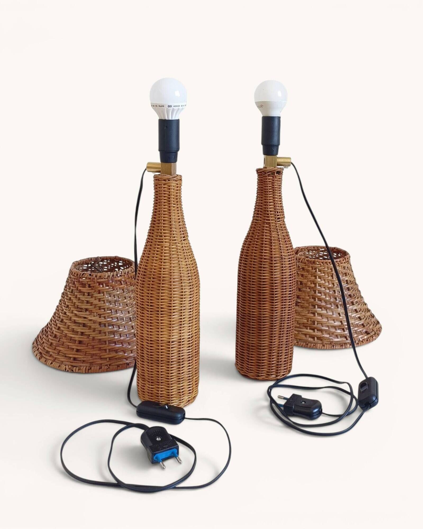 Pair of Table Lamps in Handwoven Wicker and Rattan, France, 1960s