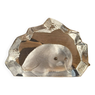 Crystal Seal figurine by Mats Jonasson.