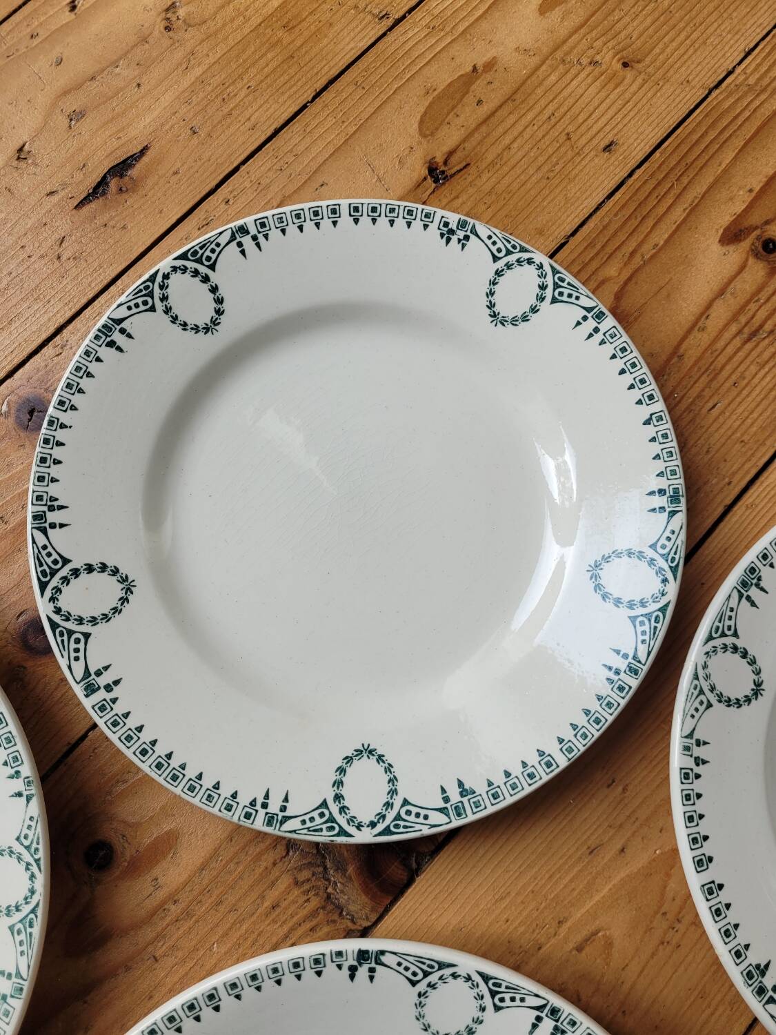 Set of 7 dessert plates n°418 Ceranord