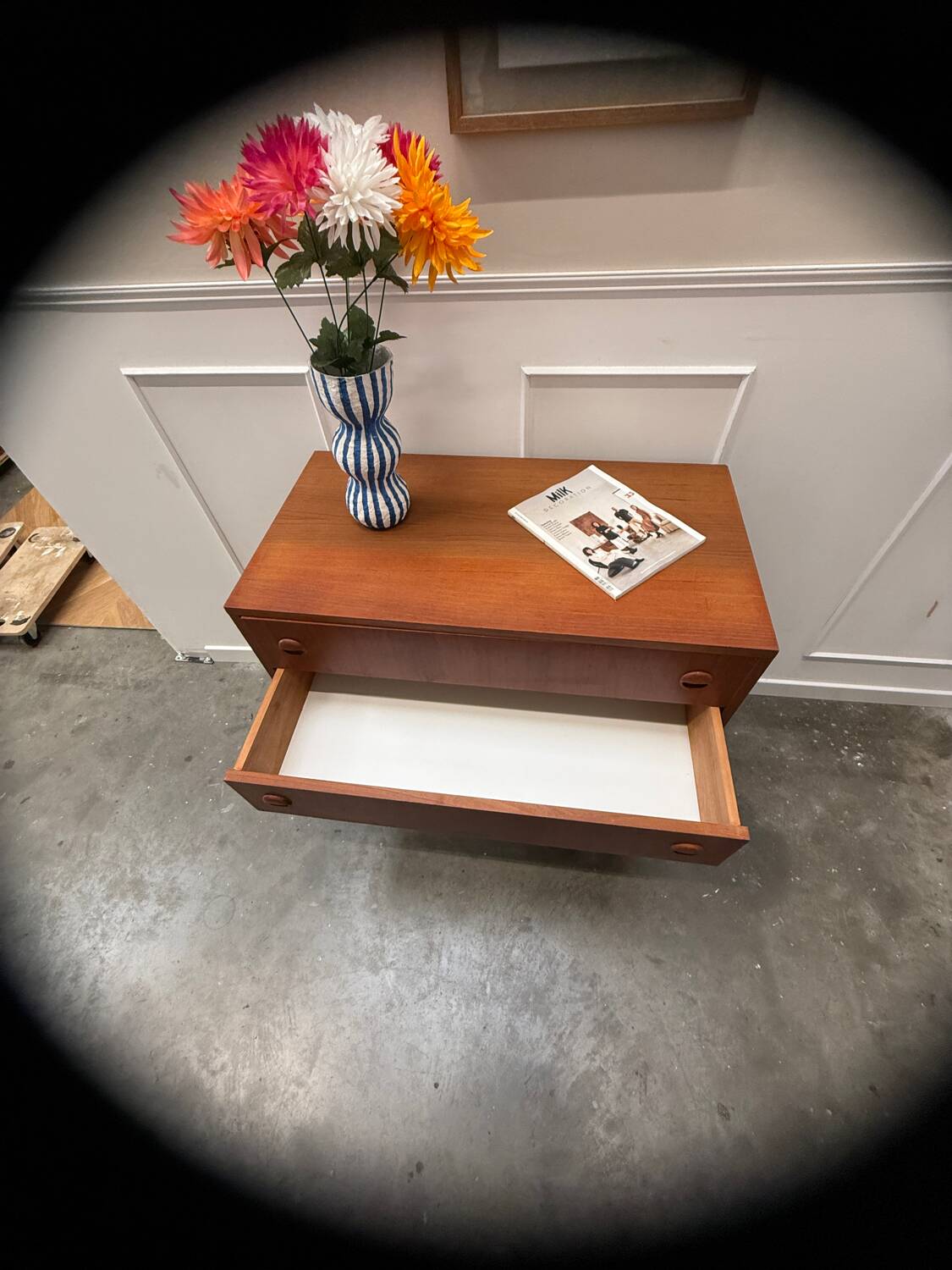 Scandinavian chest of drawers with compass feet