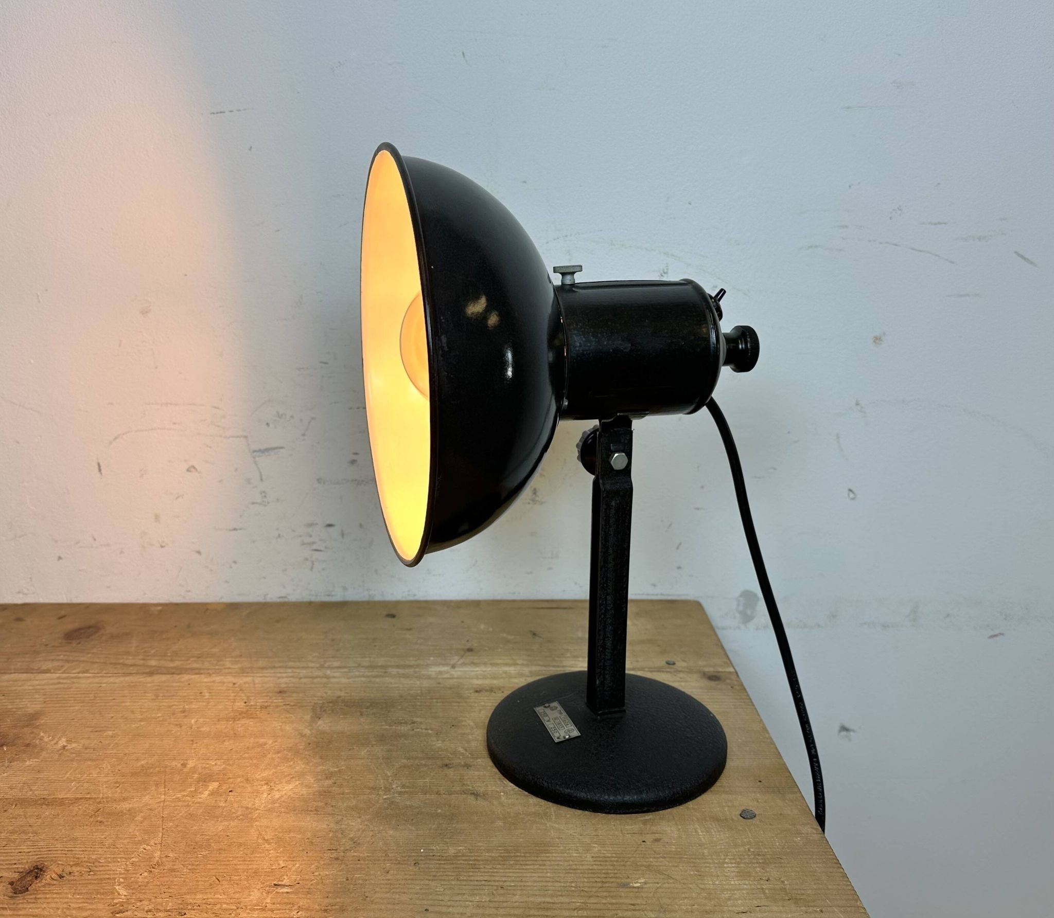Vintage black enamel table photo lamp, 1950s