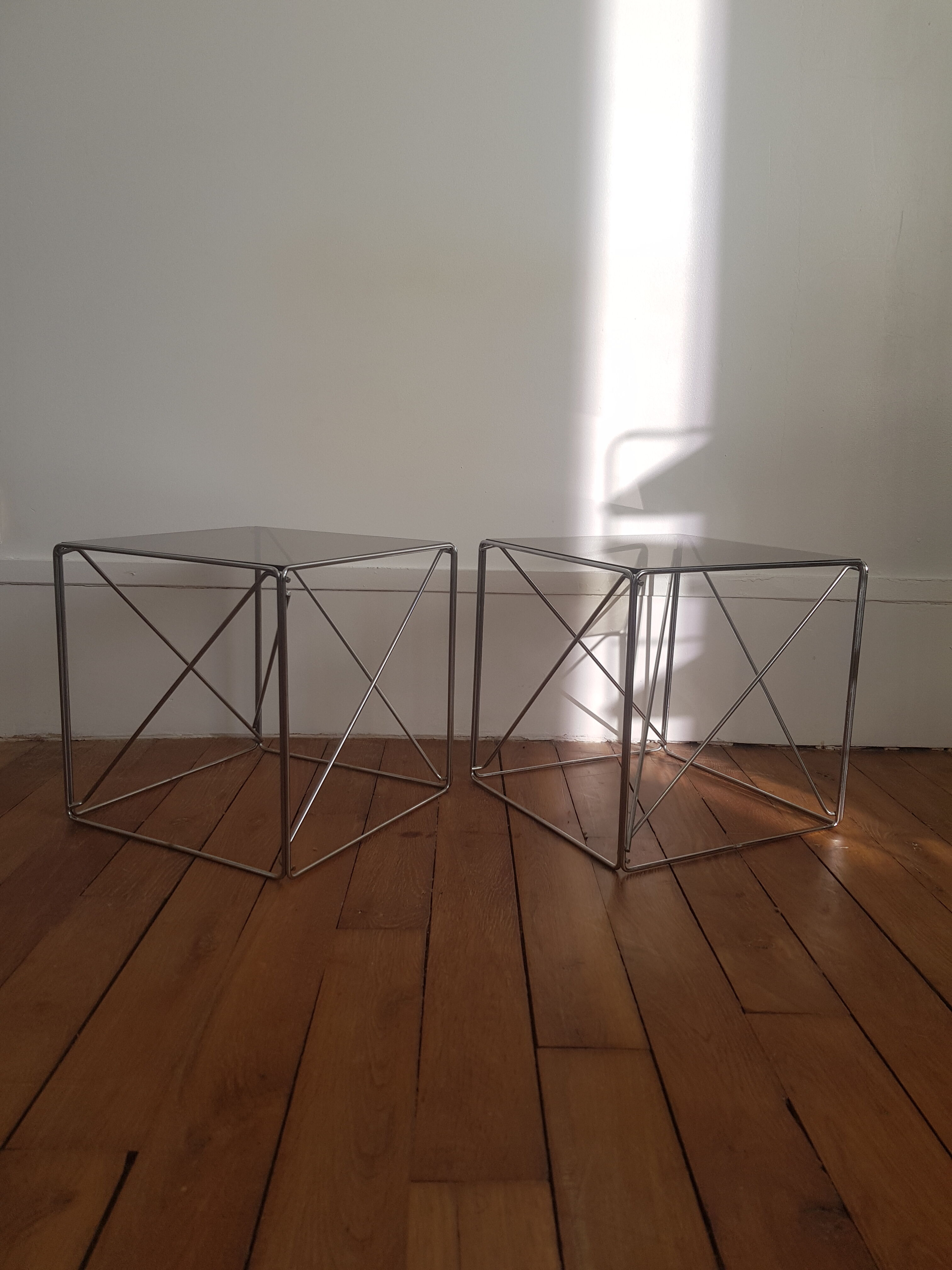 Model iscocèle coffee tables by Max Sauze