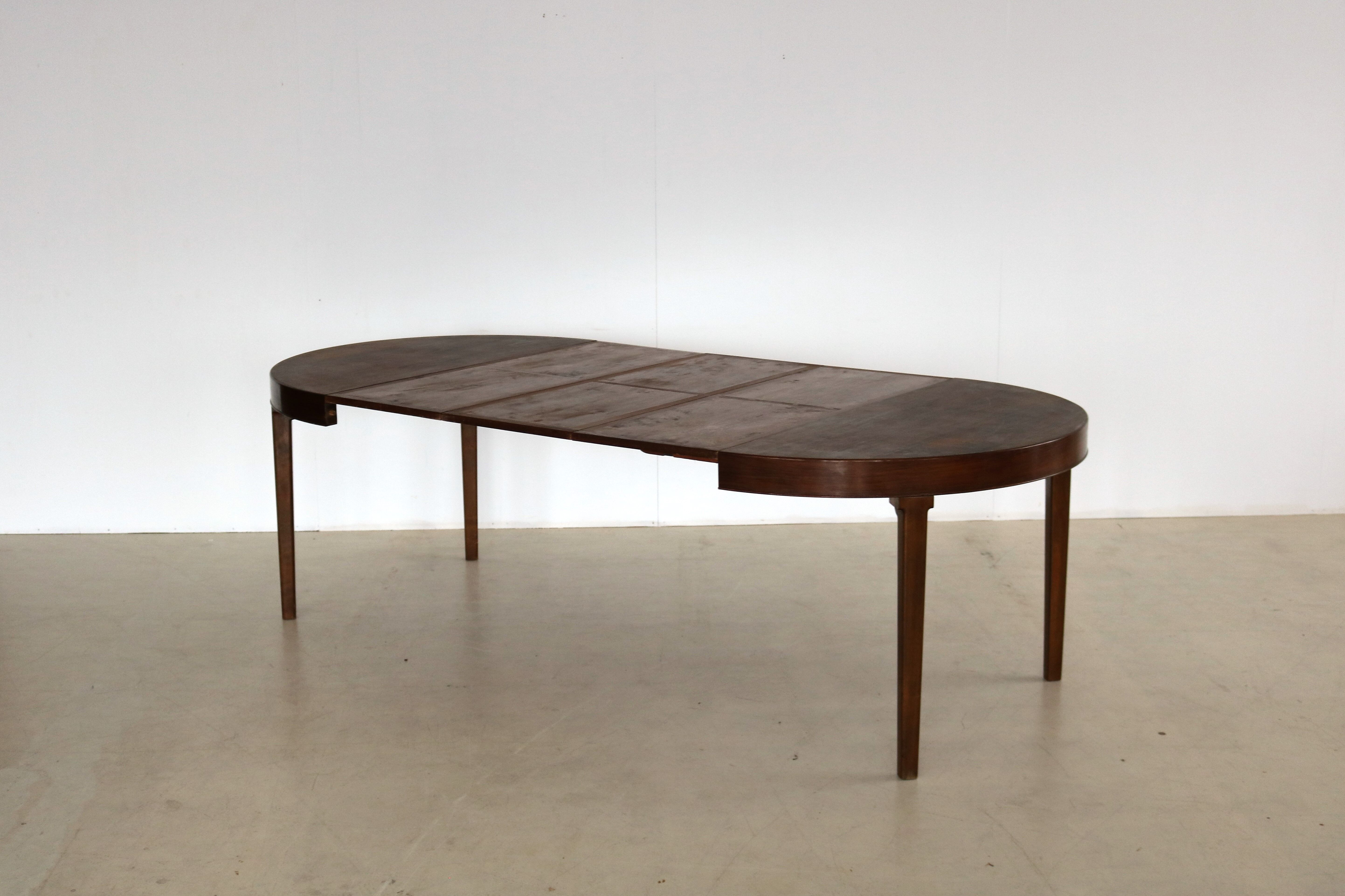 Vintage rosewood extandable dining table