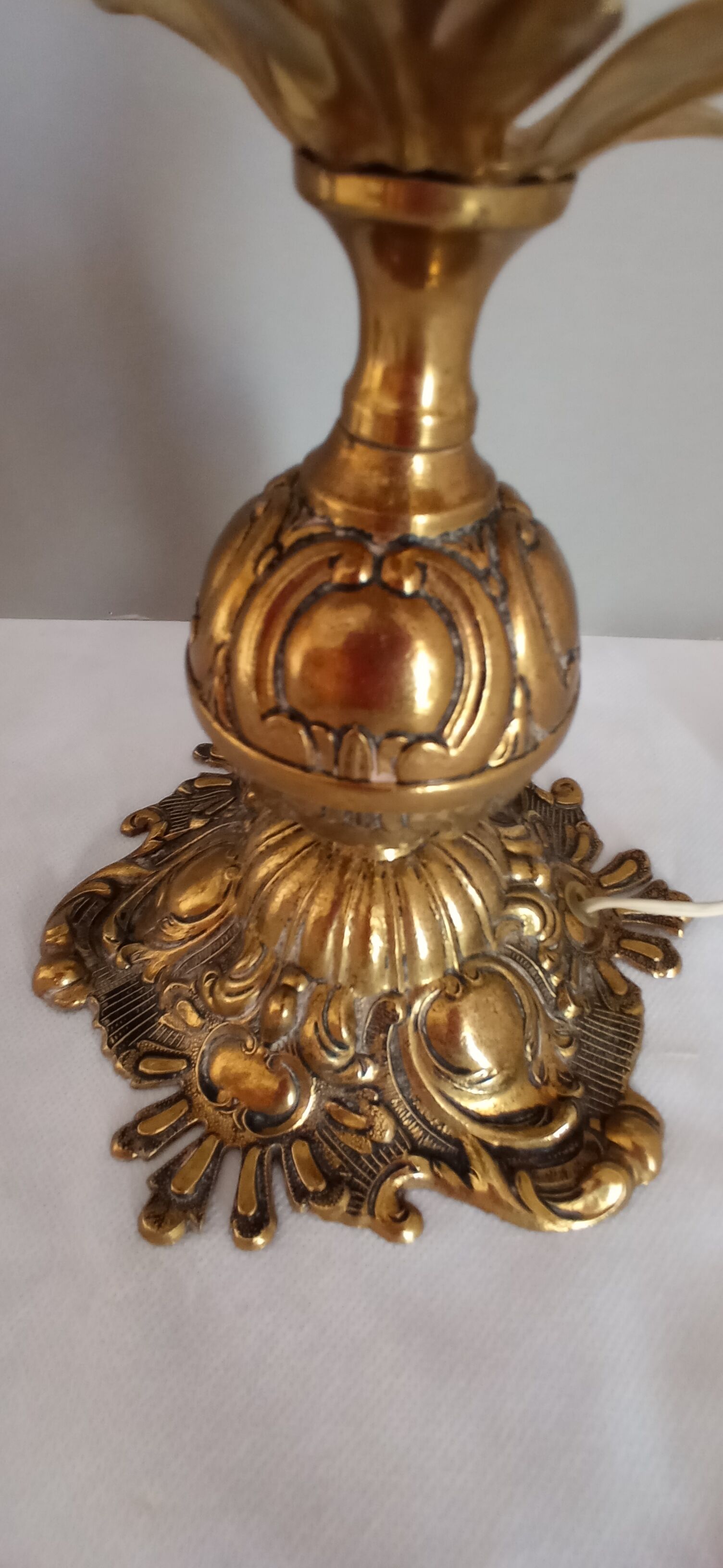 Pair of bronze gooseneck lamps