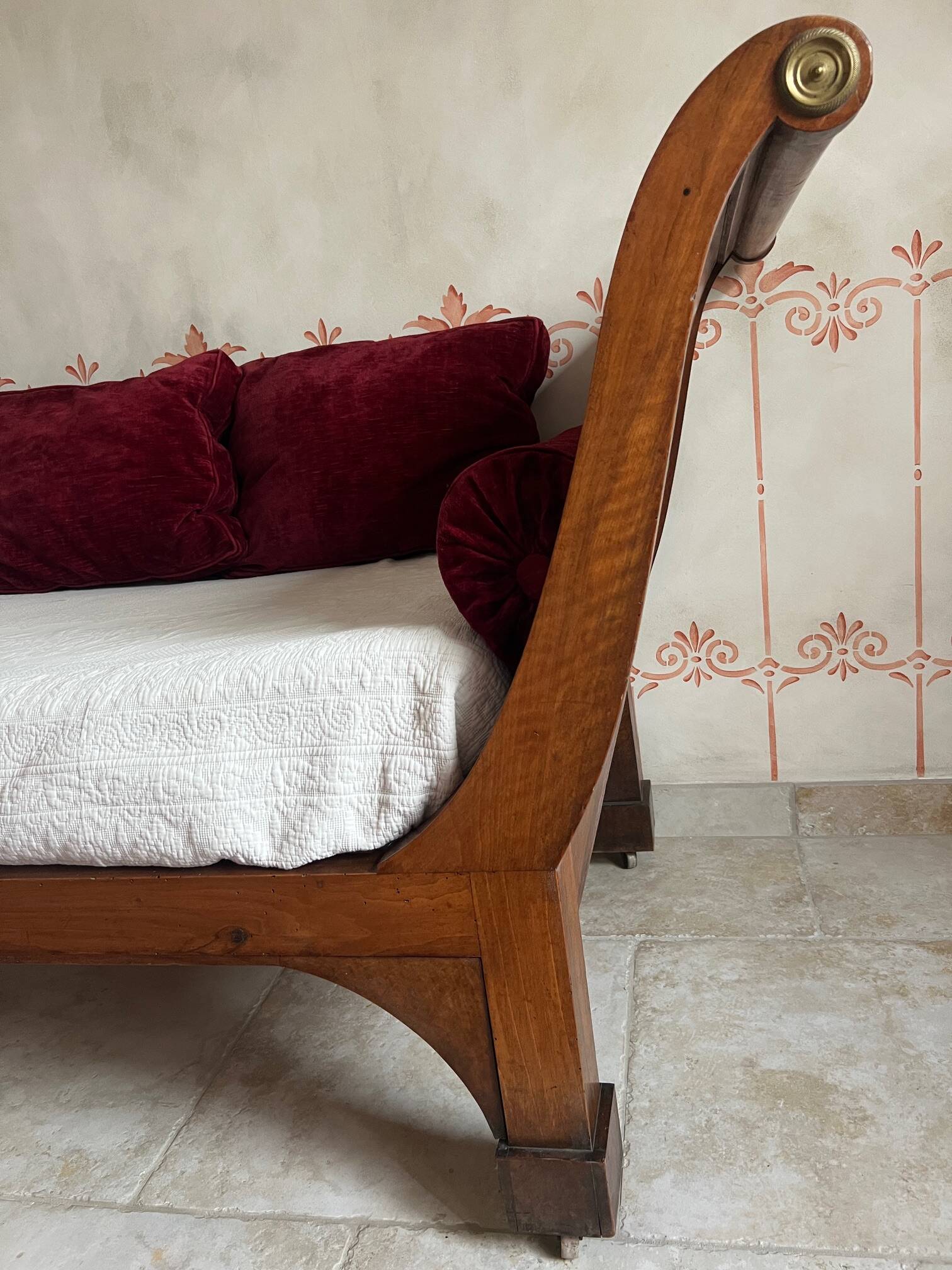 Empire style daybed (19th century) + new mattress (sleeping area 180x73cm), walnut chaise longue