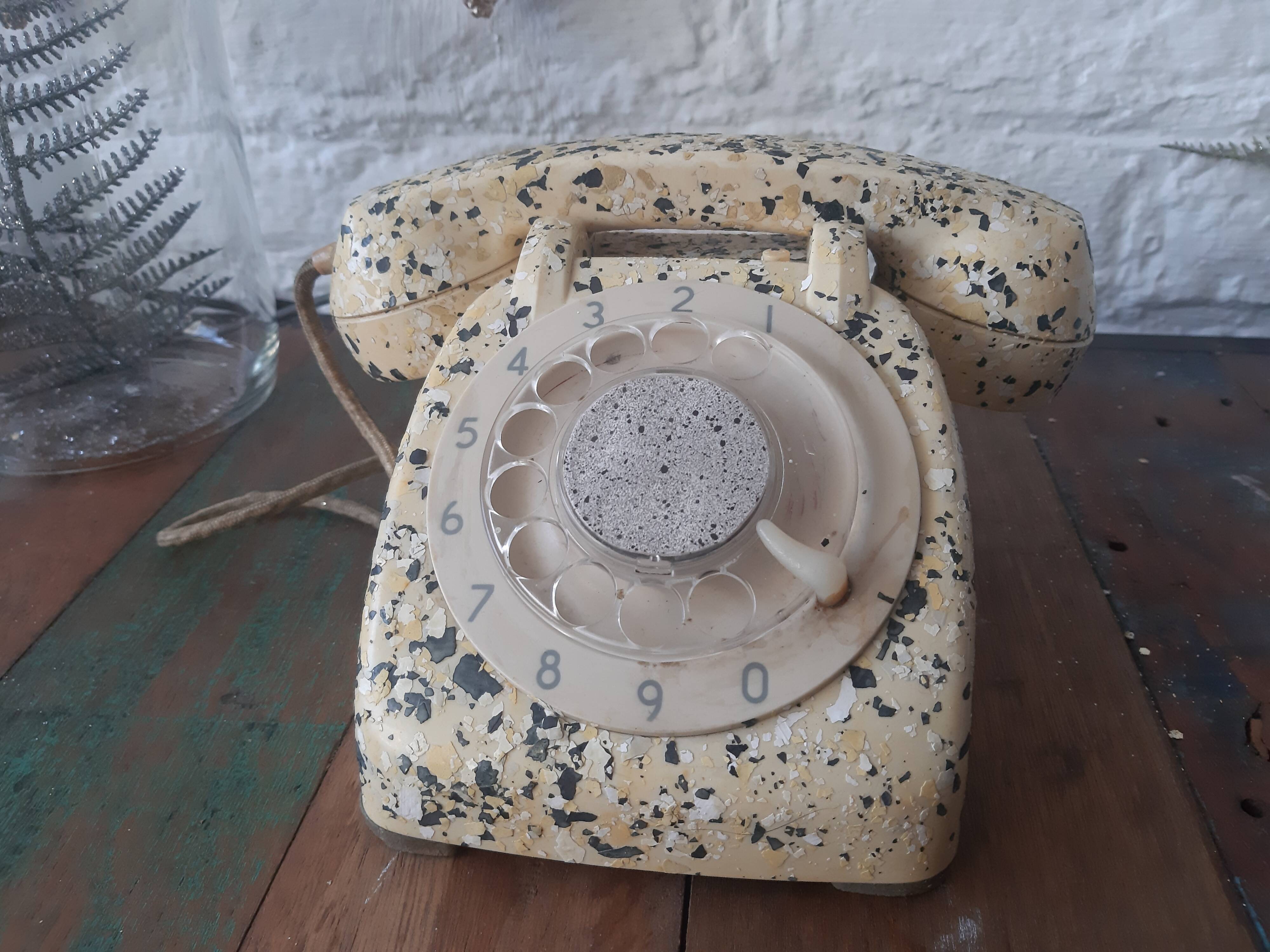 Vintage phone terrazzo effect 1963