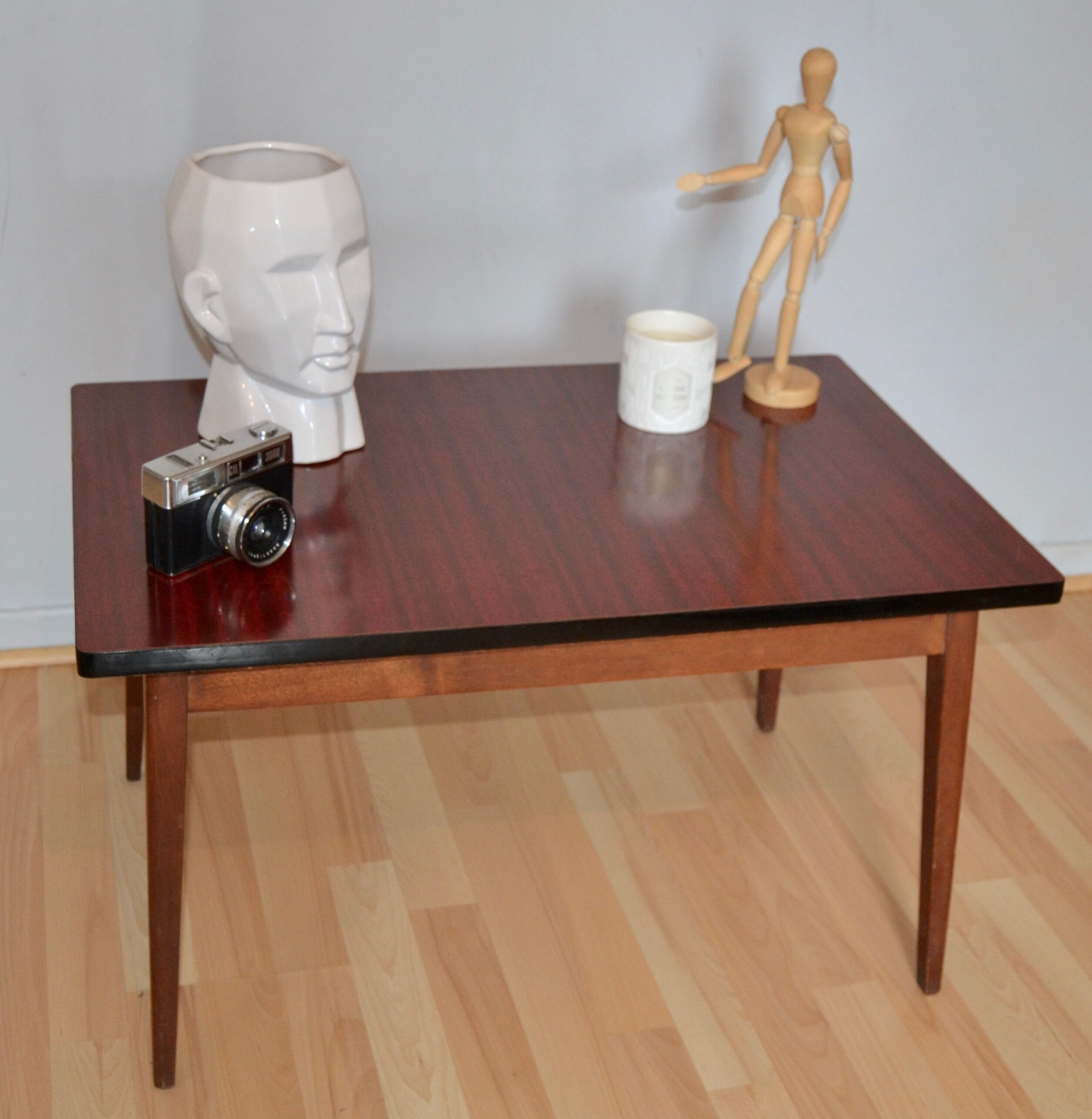 Bordeaux formica feet compass coffee table