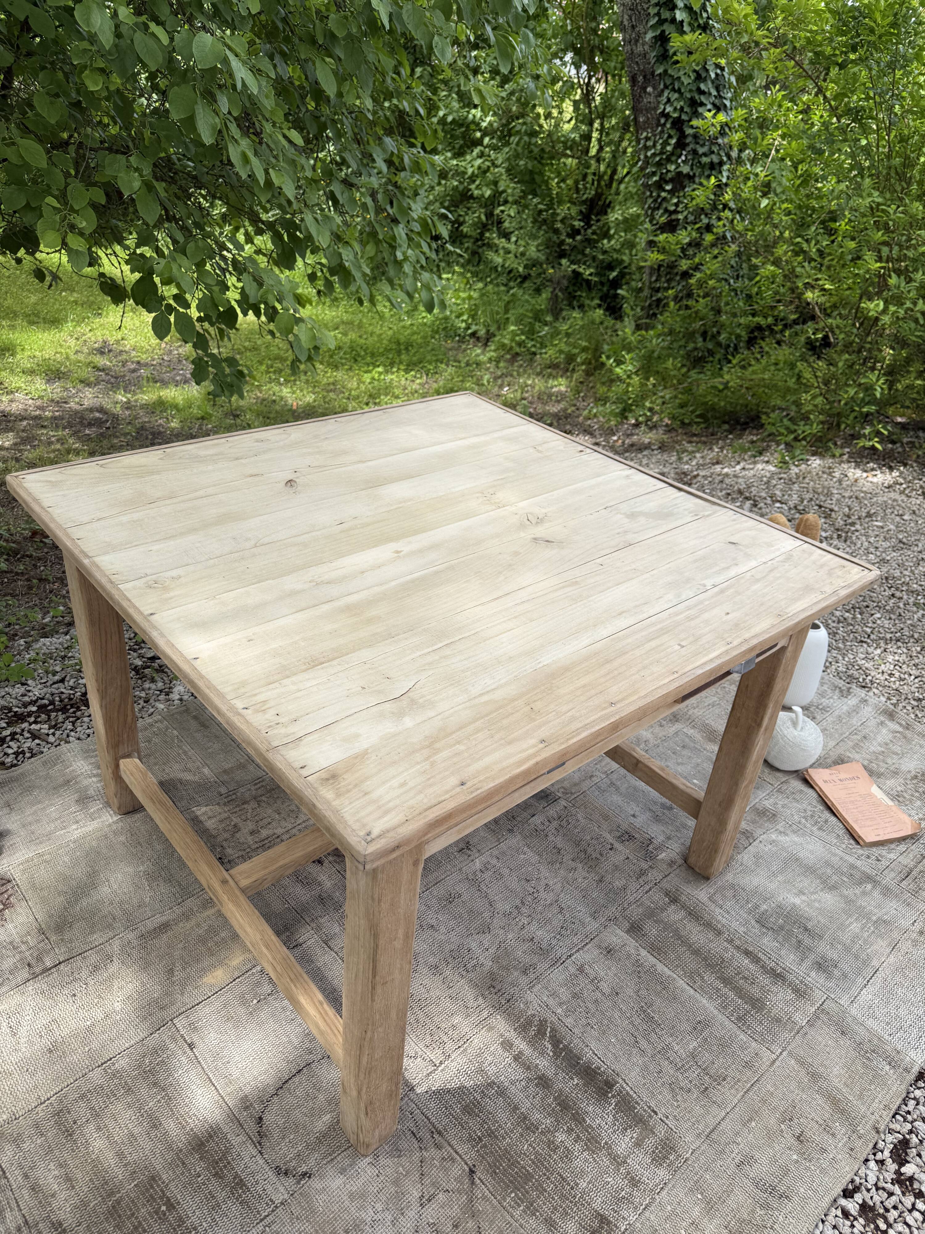 Table bois carré / Table à manger / table de boulanger