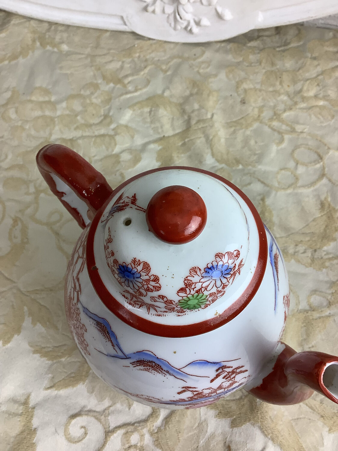Antique Japanese porcelain teapot