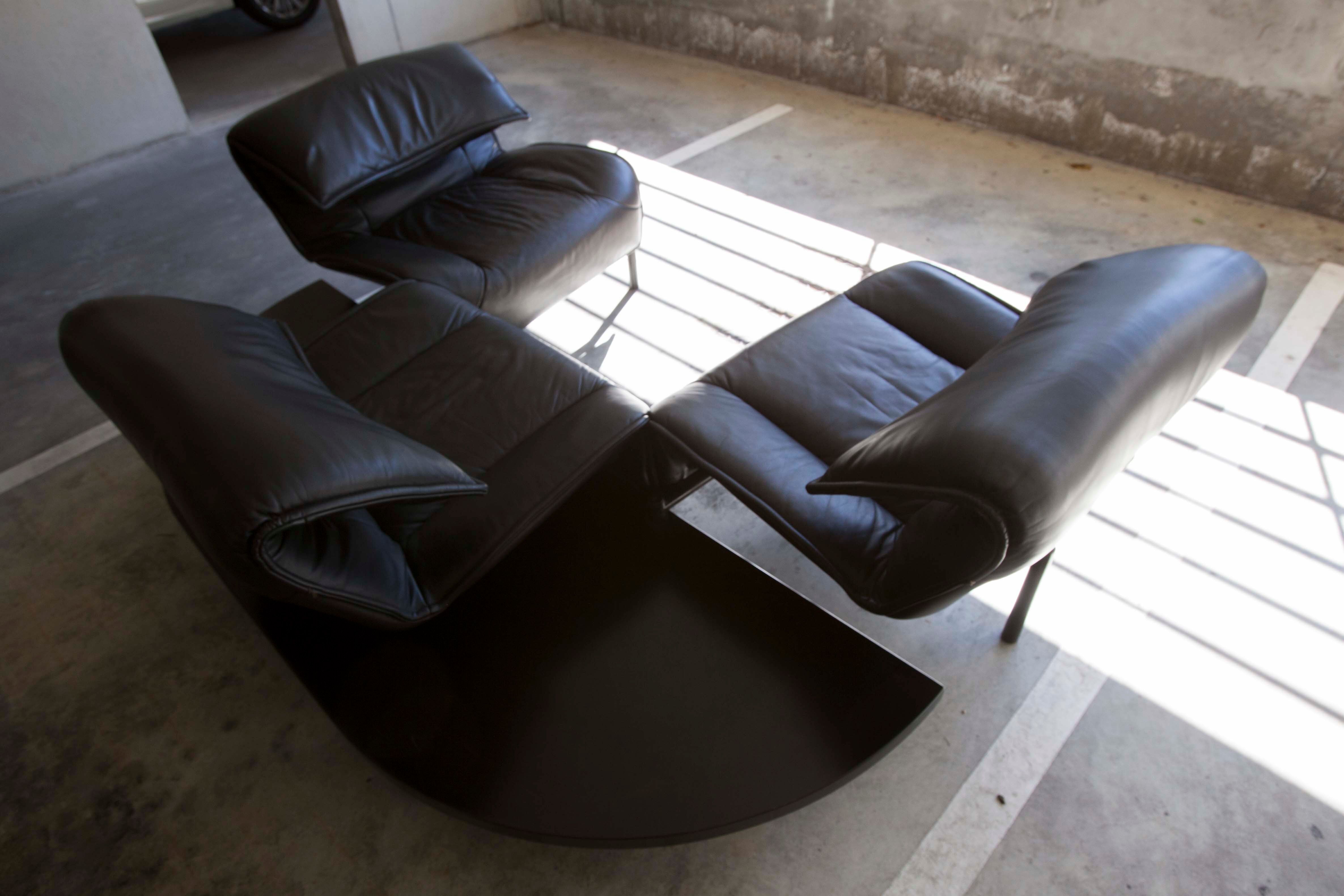 Leather sofa model "Veranda" Vico Magistretti for Cassina