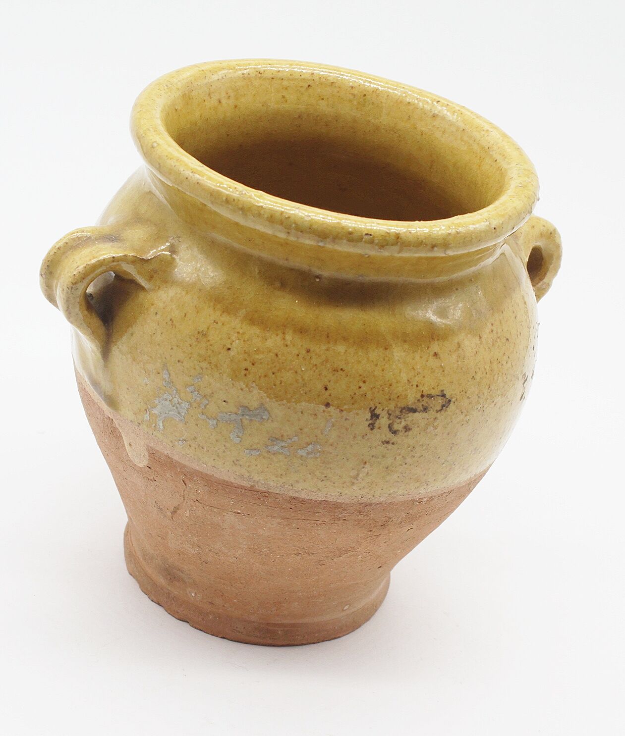 Ceramic ochre earth pot