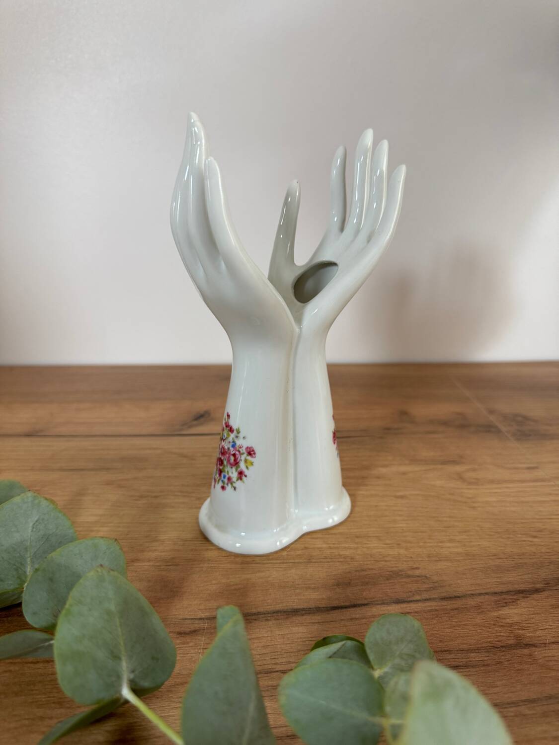 Double rare and original ring