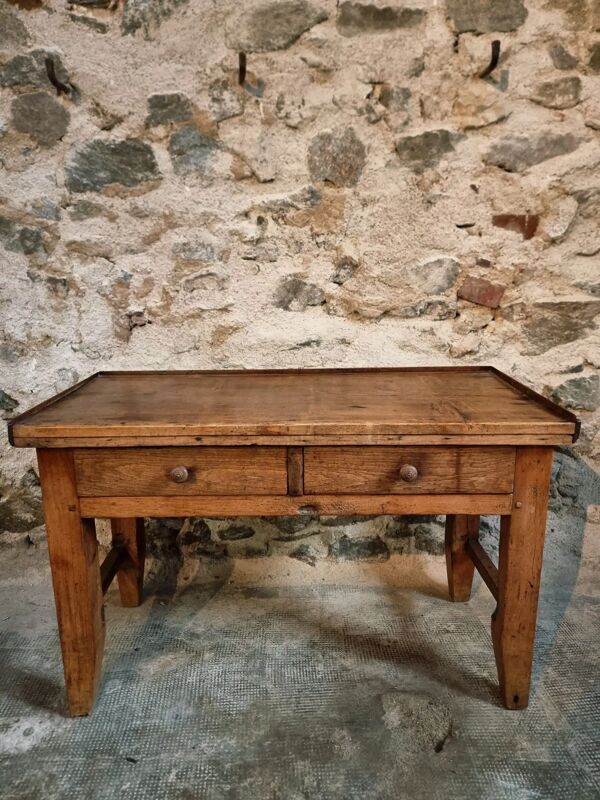 Table d'appoint française ancienne du XIXe siècle en cerisier et chêne – vers 1870