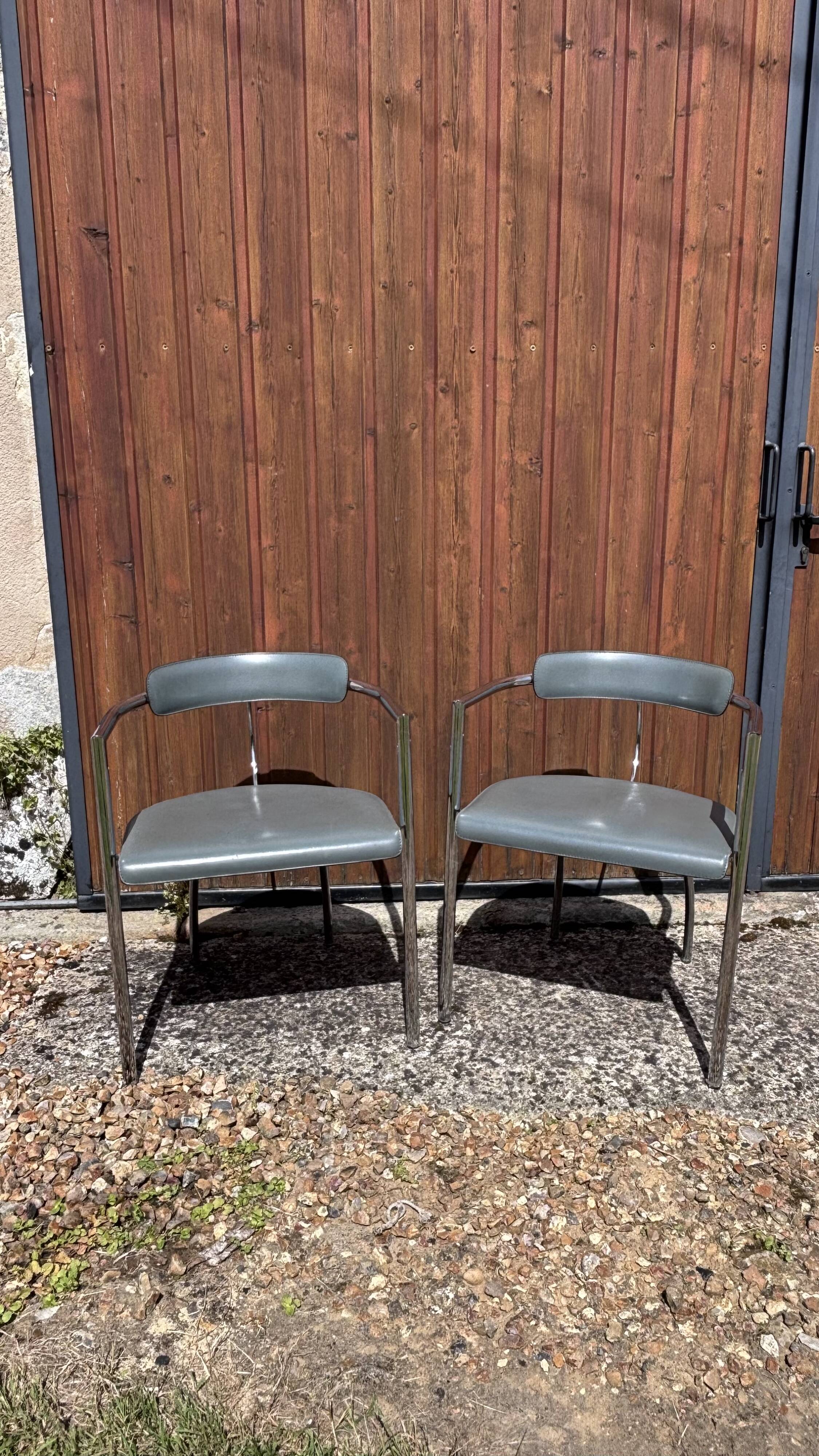 Pair of vintage chrome & grey faux leather armchairs – 1970s design