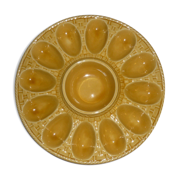 Assiette-plat de présentation pour oeufs