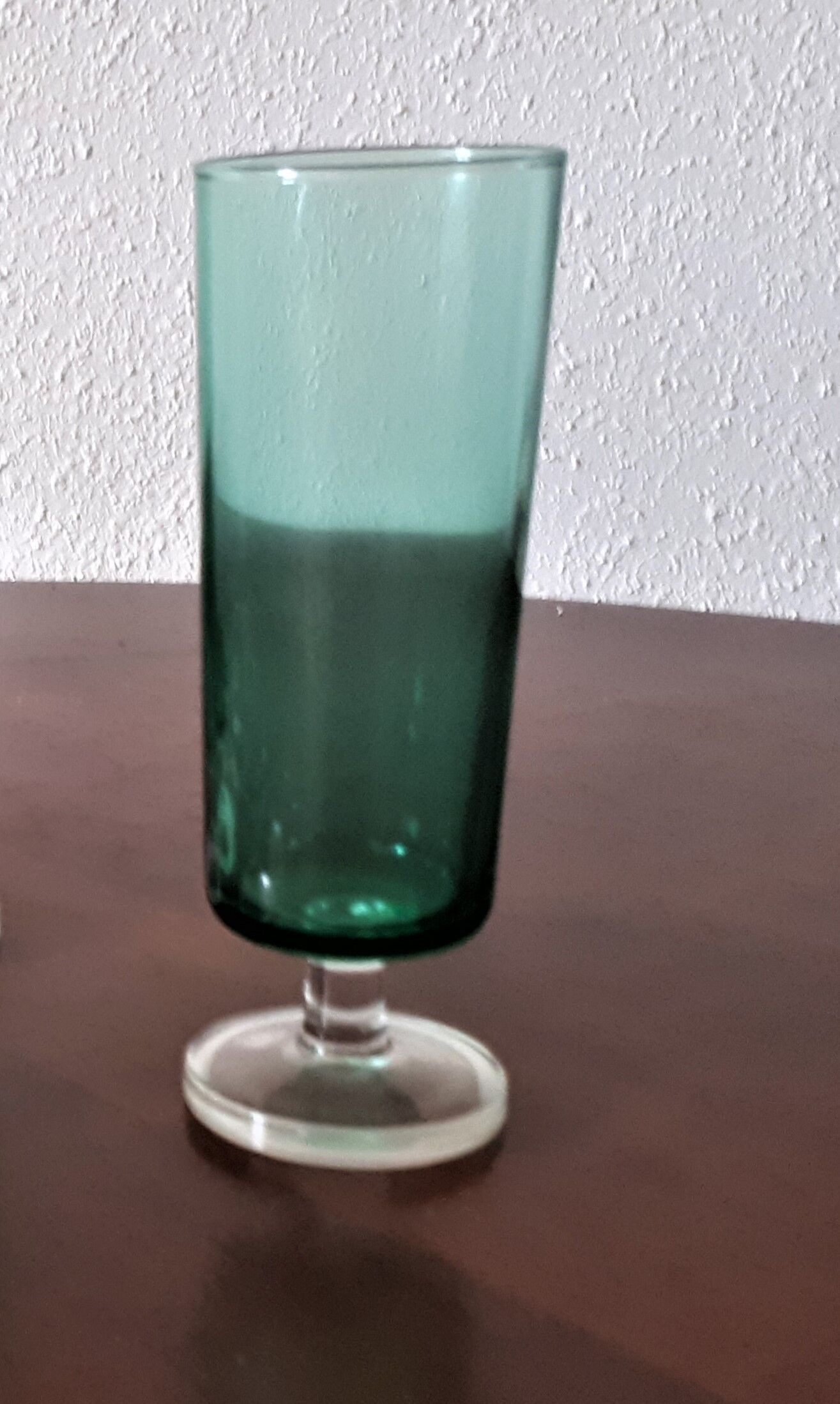 Set of 4 vintage champagne flutes LUMINARC