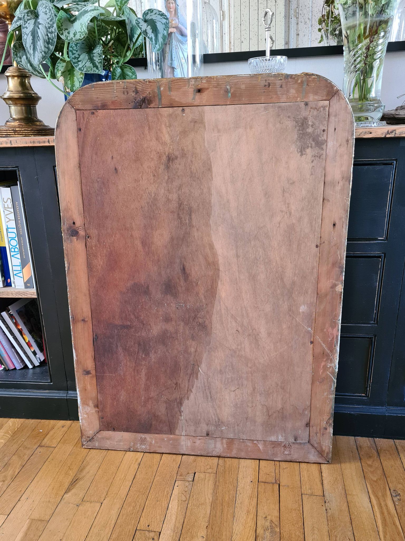 Old Louis Phillipe mercury mirror in gilded stucco with leaf