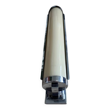 Big chrome Bauhaus / functionalist wall lamp with lampshade - 1930s