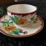 Flowery cups and cups