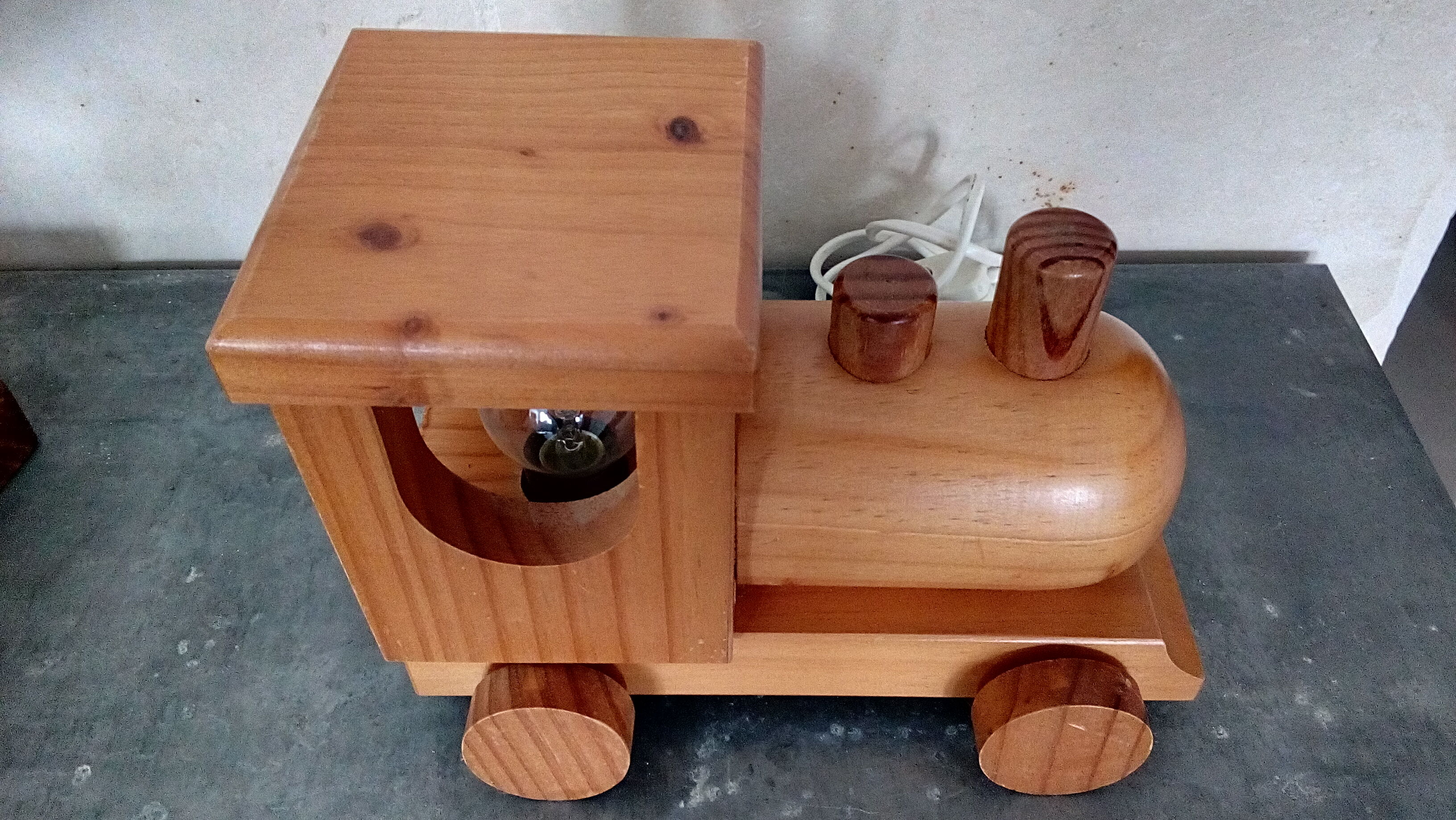 Child nightlight locomotive wood