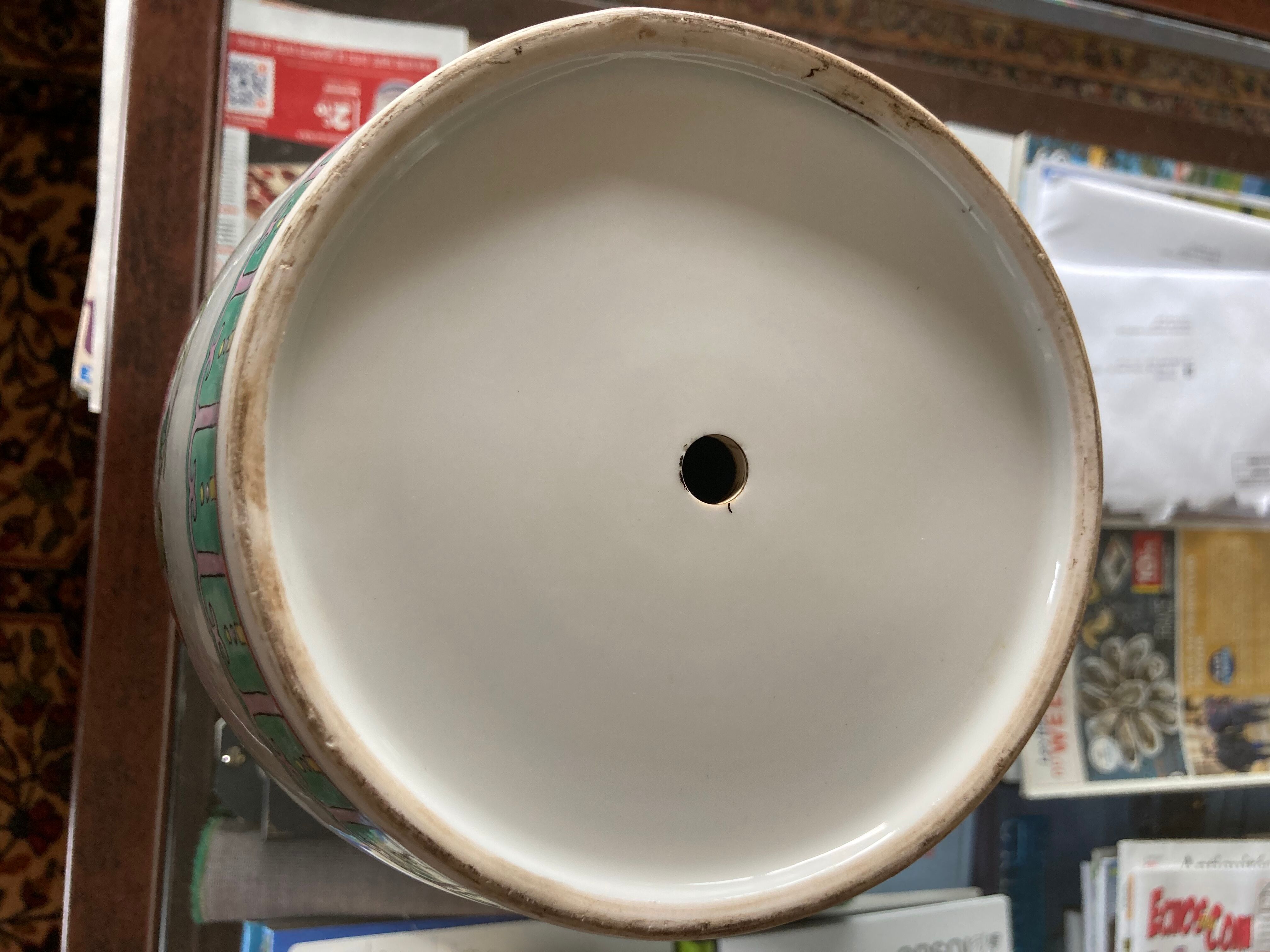 Chinese vase on wooden base