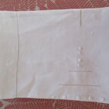 Drap brodé main ancien et ses deux taies coordonnées