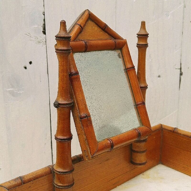 Former vintage bamboo doll hairdresser