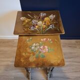 Nesting table