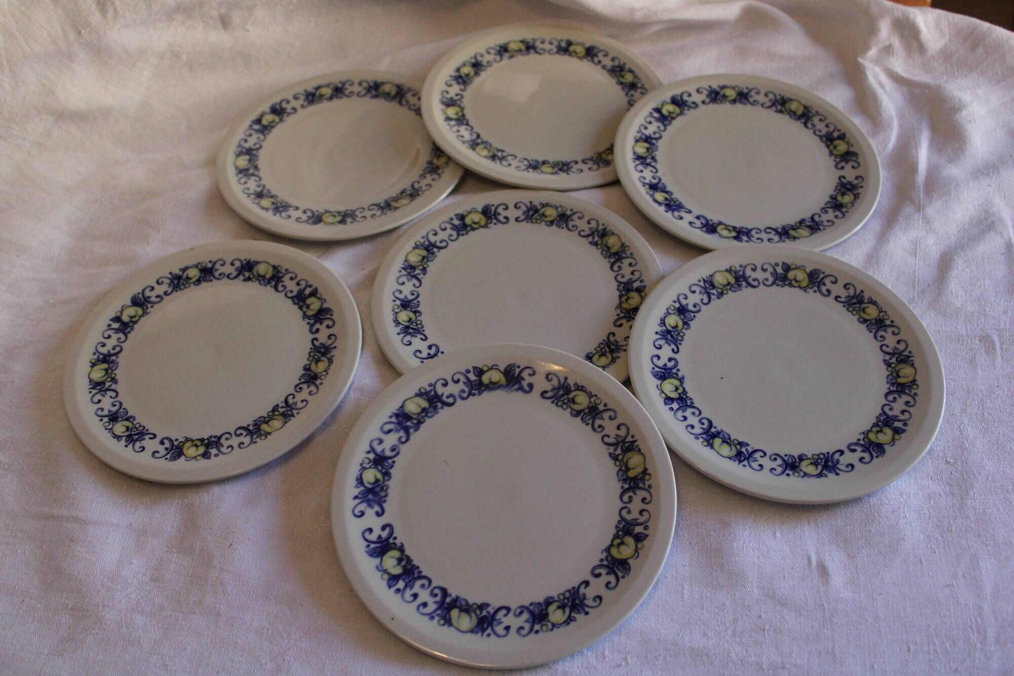 Lot of 7 dessert plates Villeroy and Boch Cadiz
