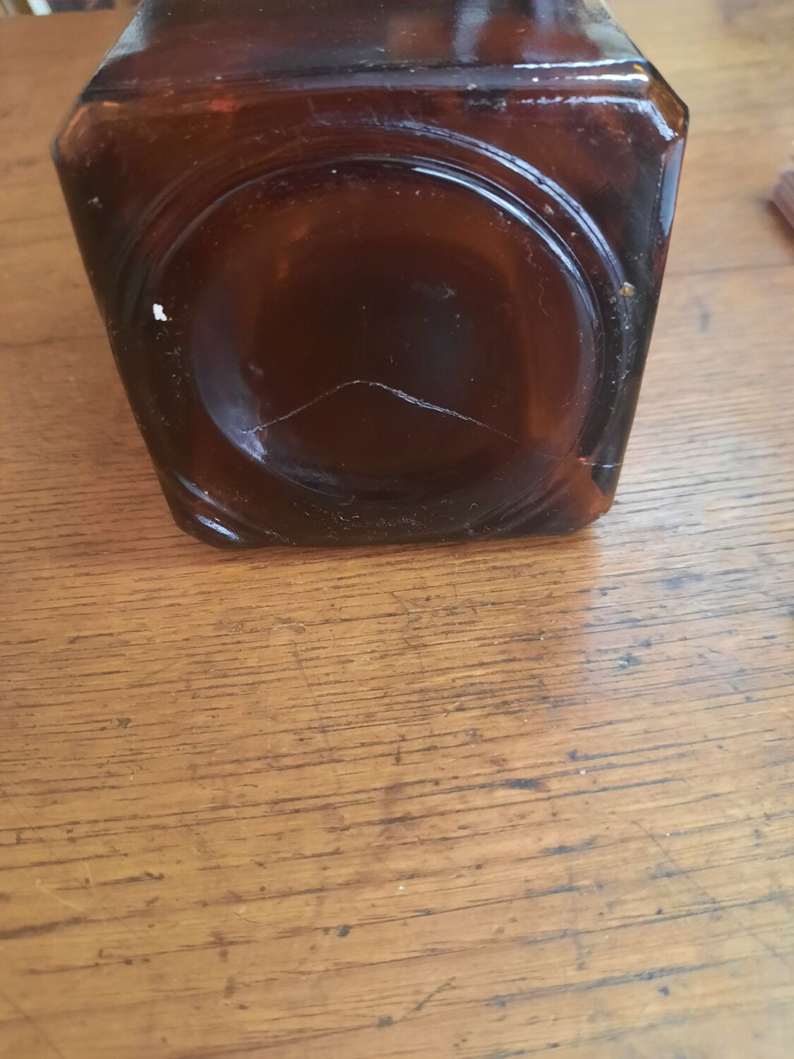 Amber glass bottle