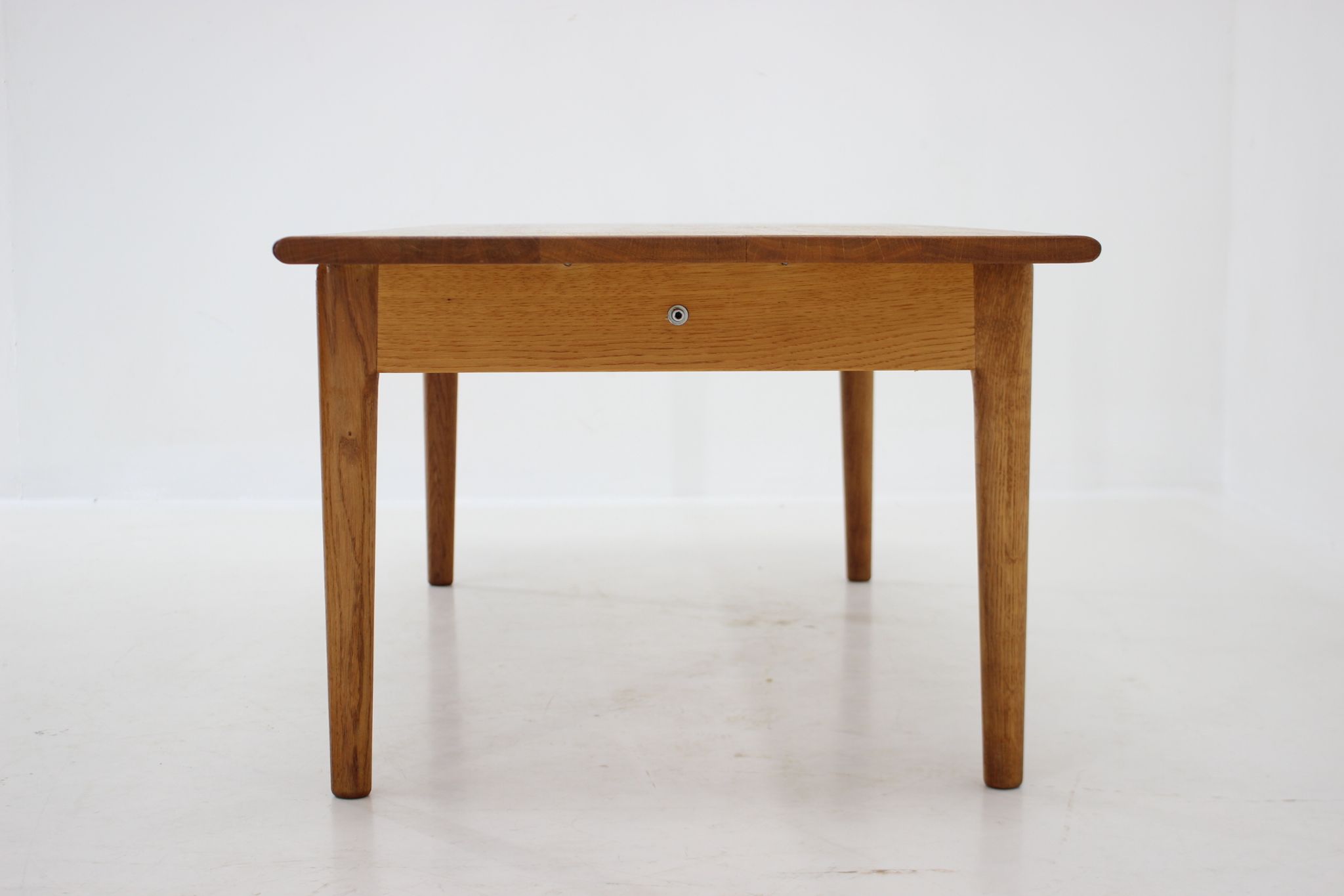 1960s Hans J Wegner Solid Oak Coffee Table 'AT-15' for Andreas Tuck, Denmark