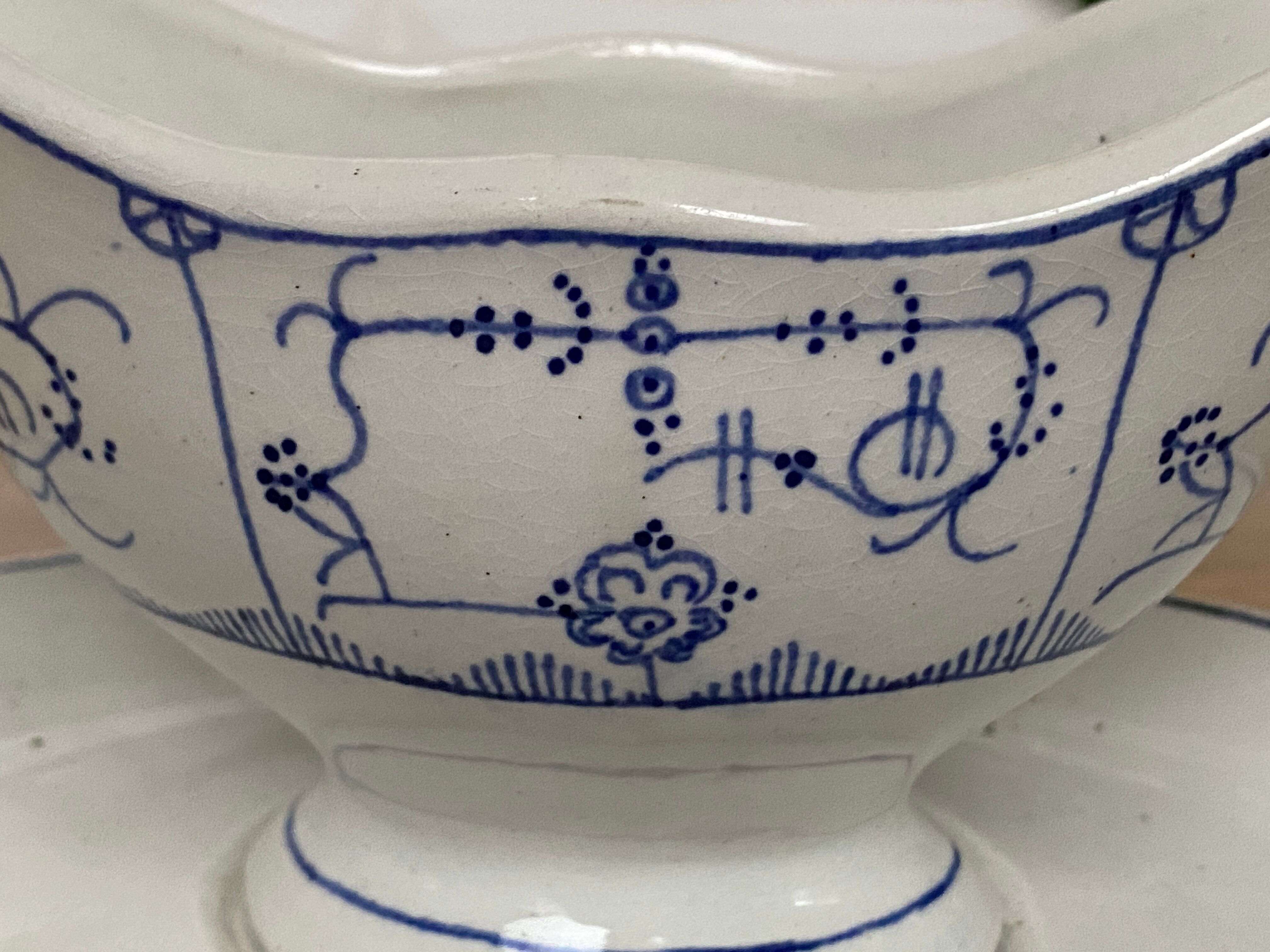 Sauce boat on dormant AMC Belgium